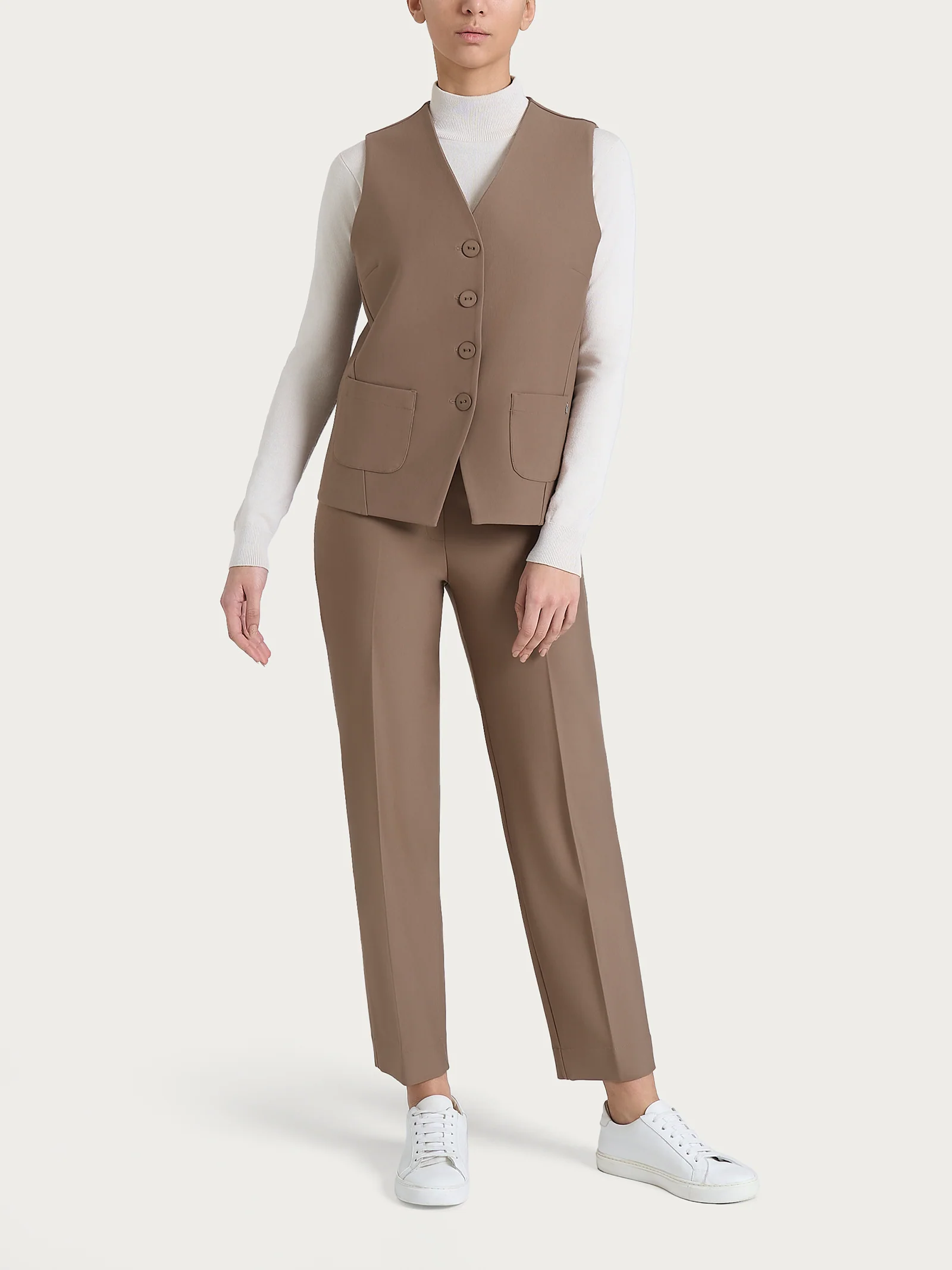 Gilet con quattro bottoni in Compact - Pine Bark - Image 5
