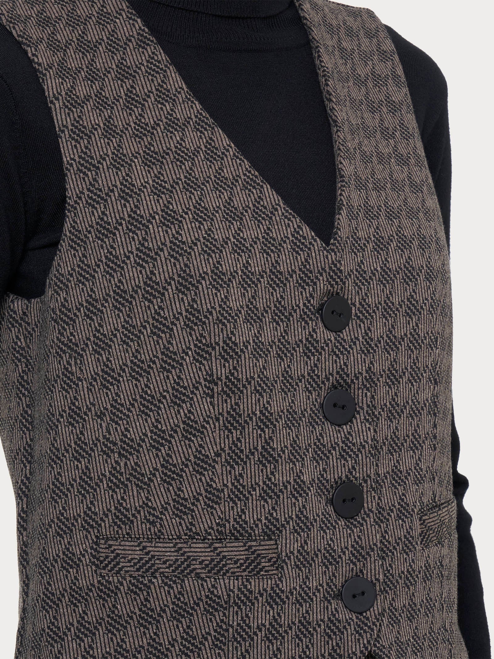 Gilet con quattro bottoni in tessuto Eco Jacquard - Fant. Pine Bark - Image 3