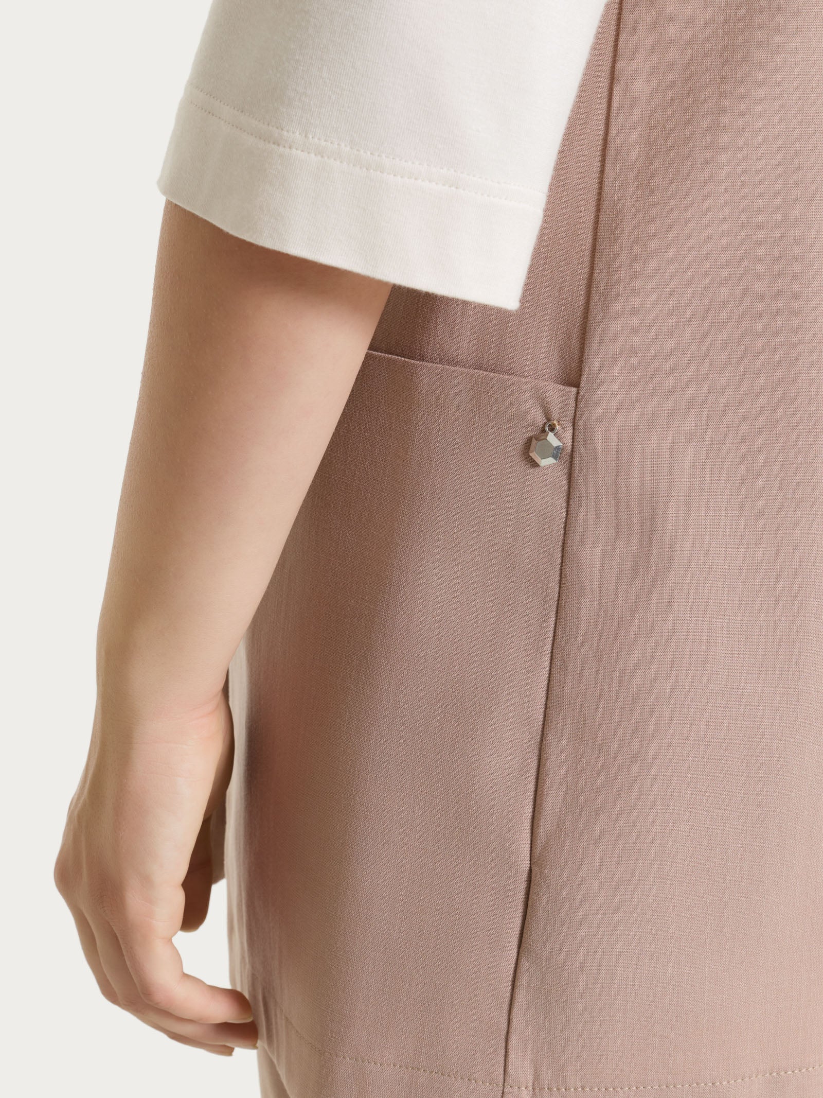 Gilet lungo in Super Natural - Warm Taupe - Image 3