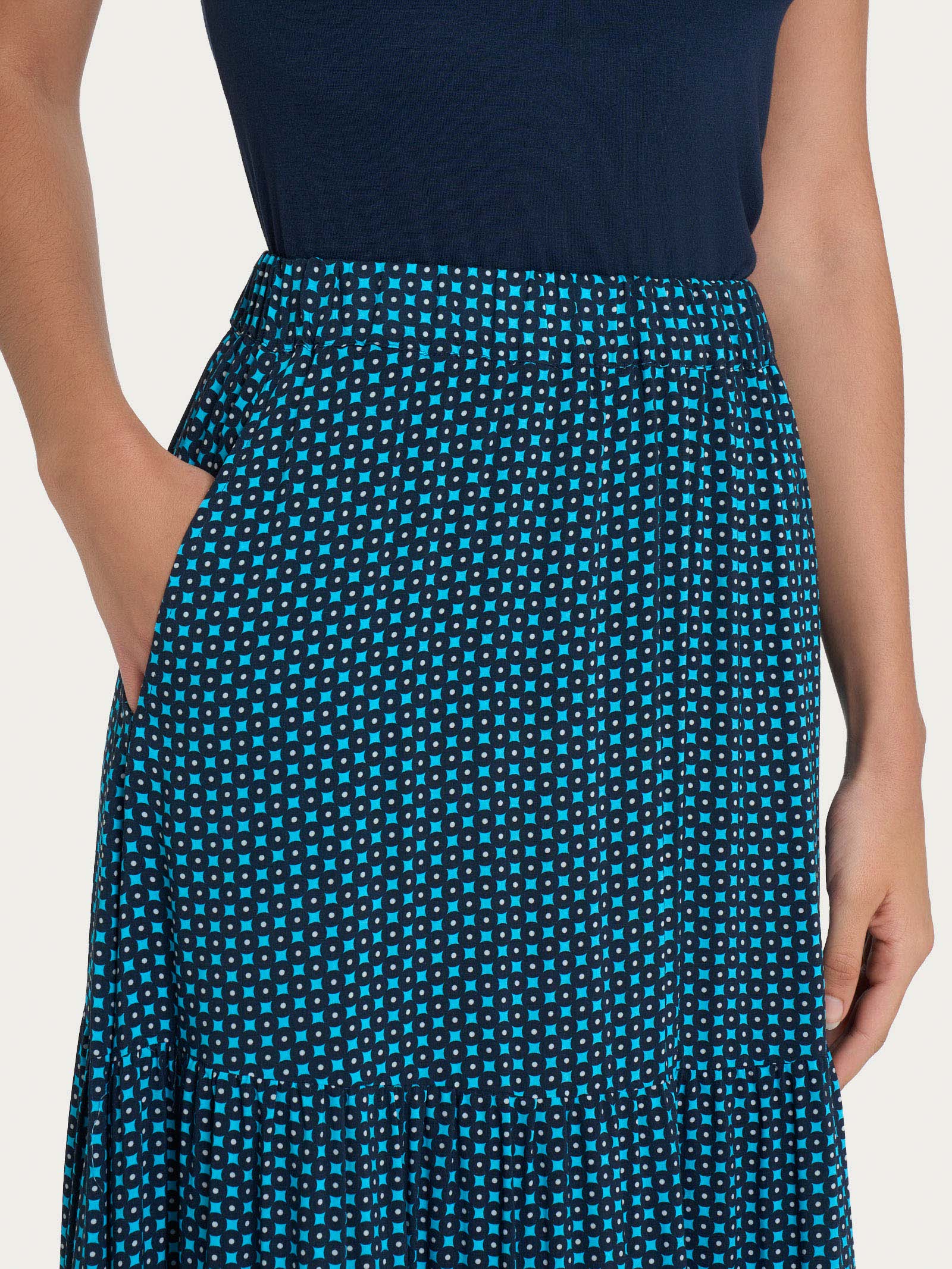 Gonna lunga con micro pattern in Ecoseta - Fant. Aquarius - Image 3