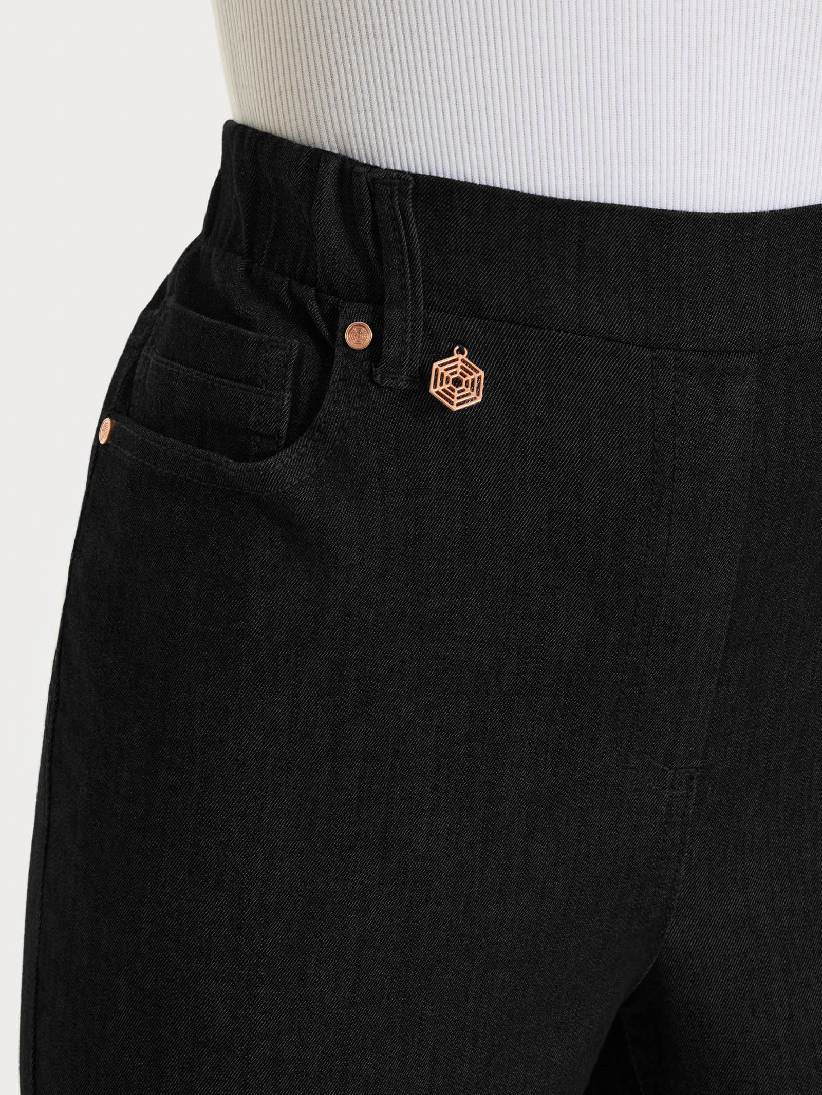 Jeans a 5 tasche con vita piatta in Light Denim  - Nero - Image 3