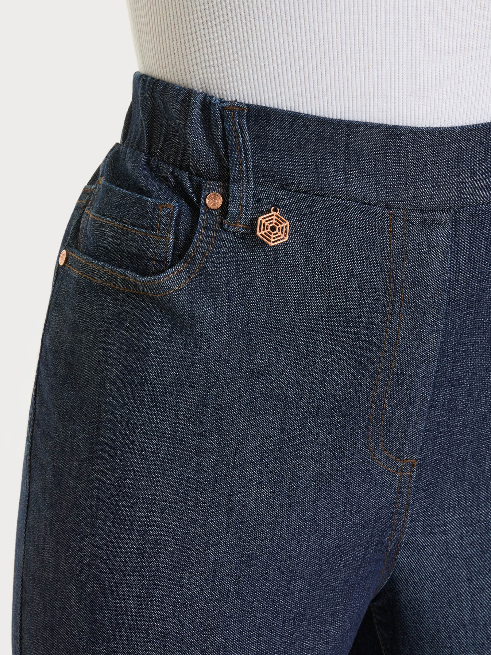 Jeans a 5 tasche con vita piatta in Light Denim  - Indigo - Image 3