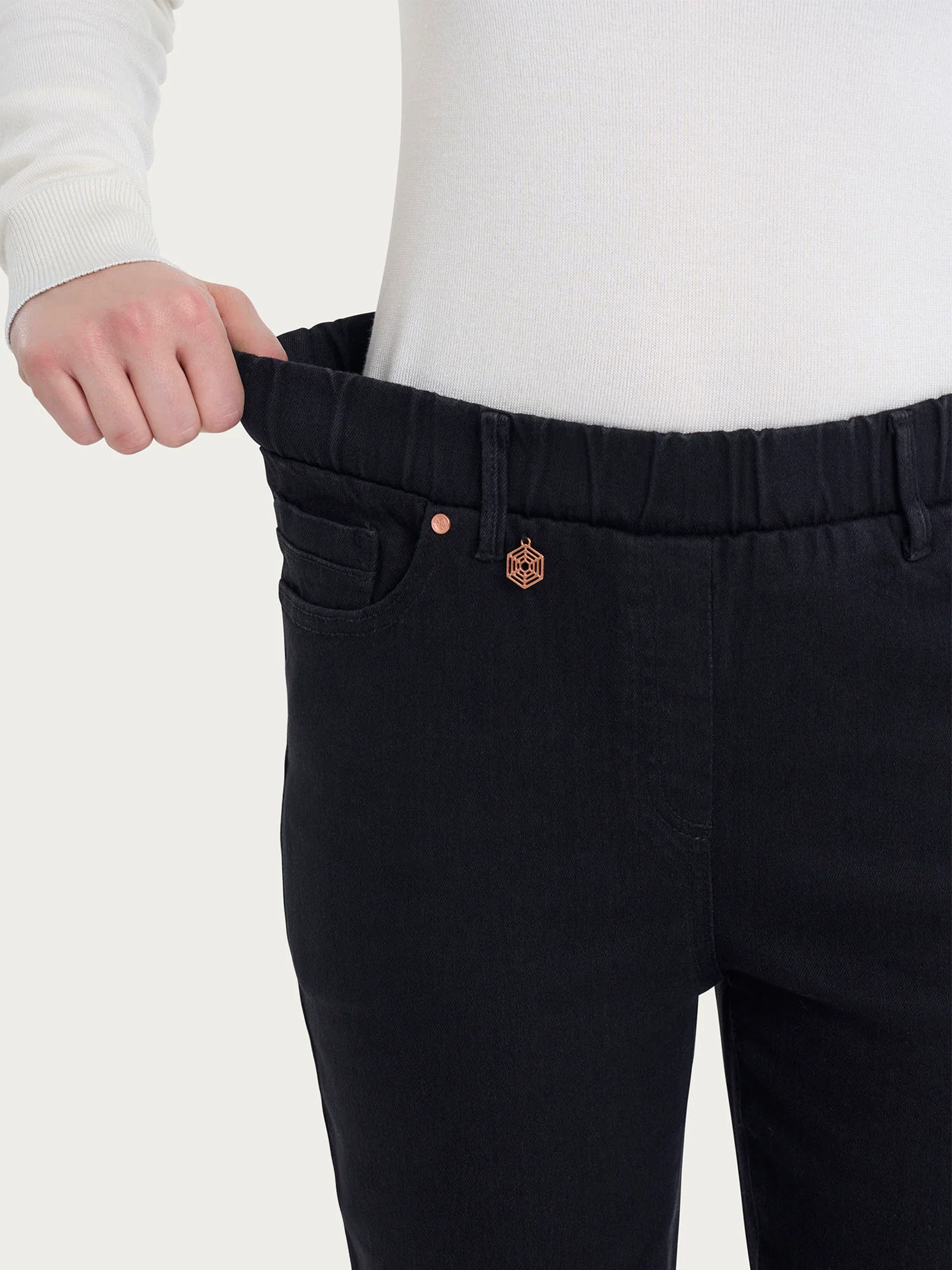 Jeans a 5 tasche in 4 Seasons Denim  - Nero - Image 4