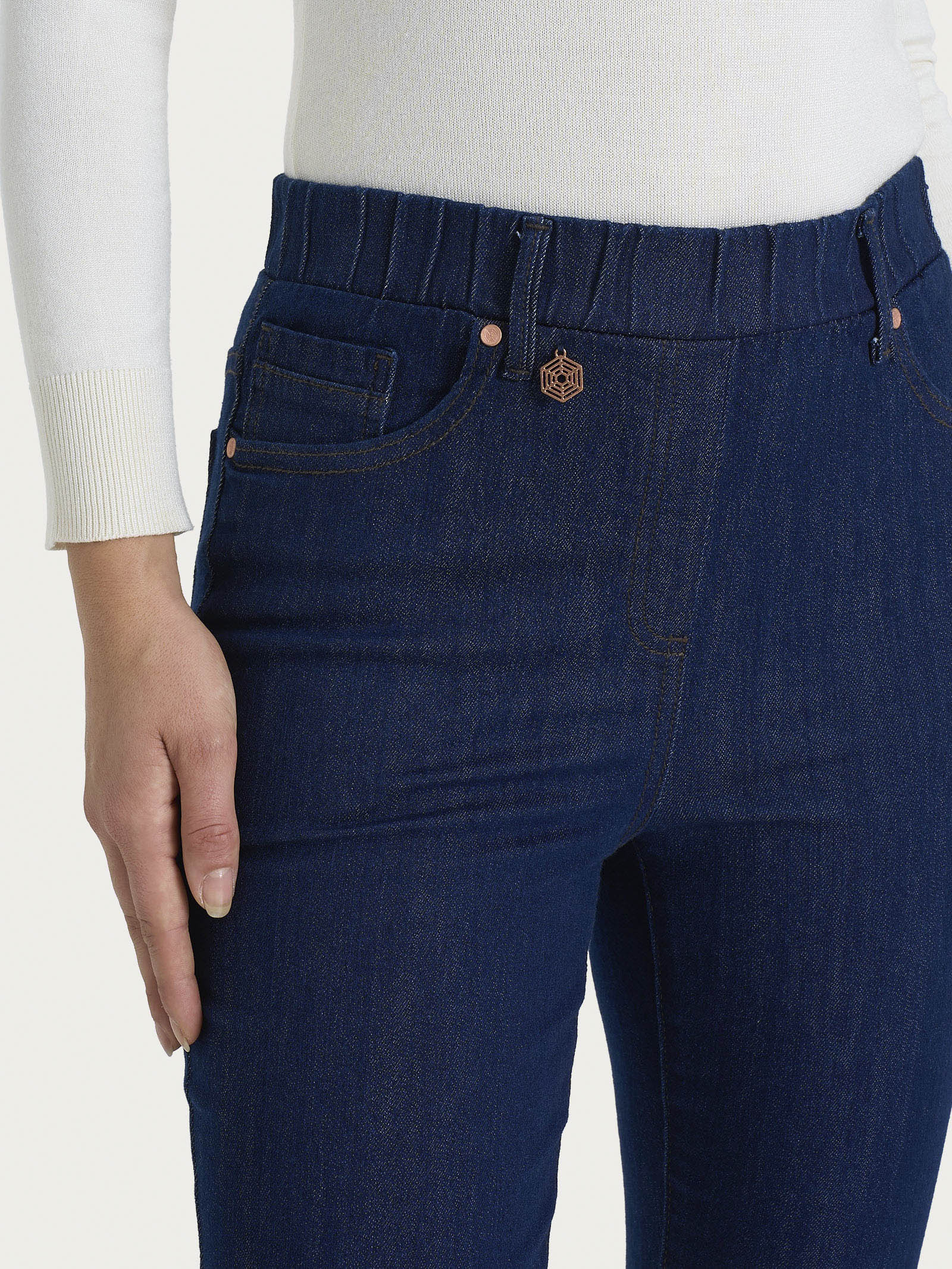 Jeans a 5 tasche in 4 Seasons Denim  - Persia - Image 4