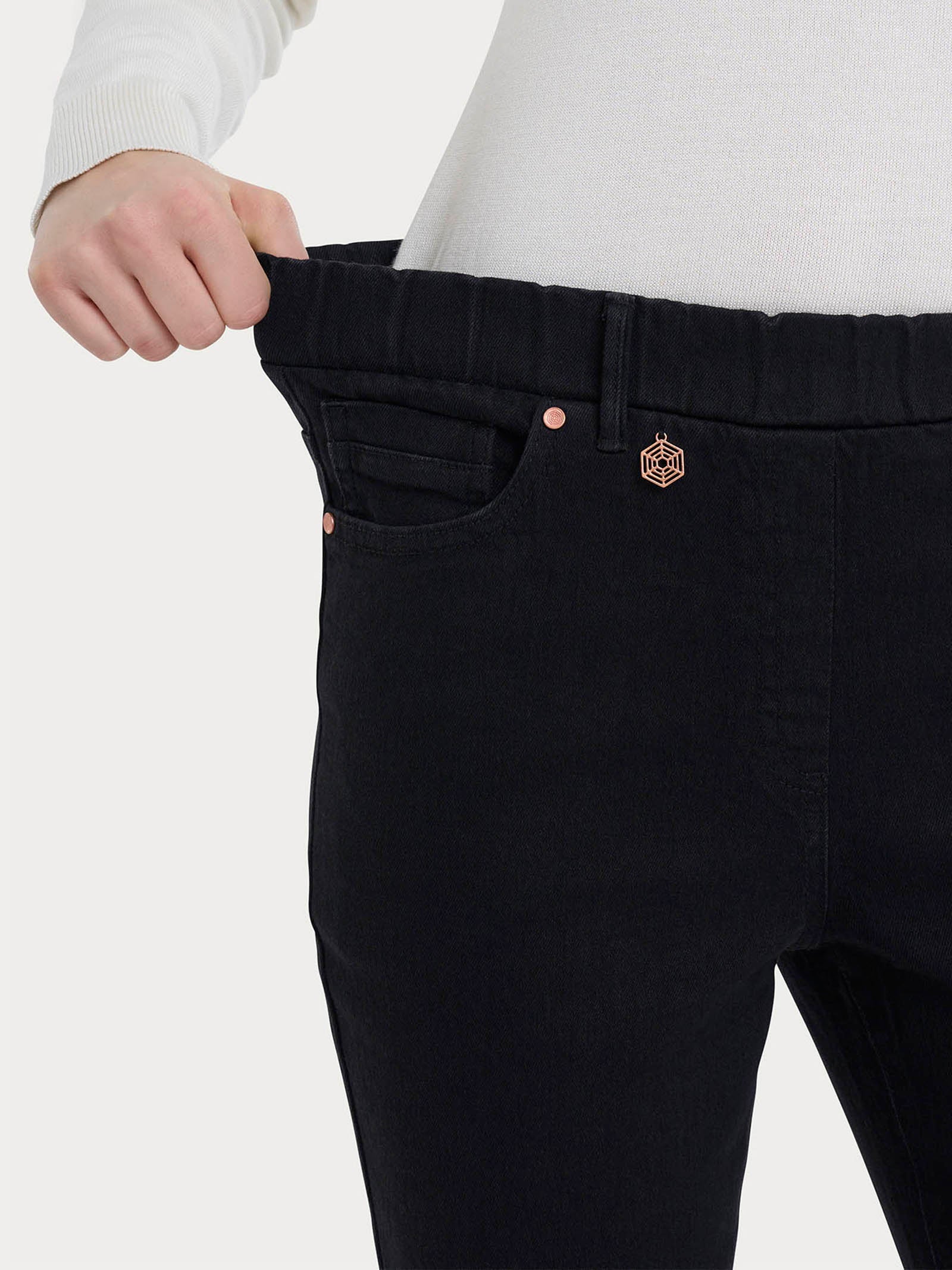Jeans a gamba dritta in 4 Seasons Denim  - Nero - Image 4