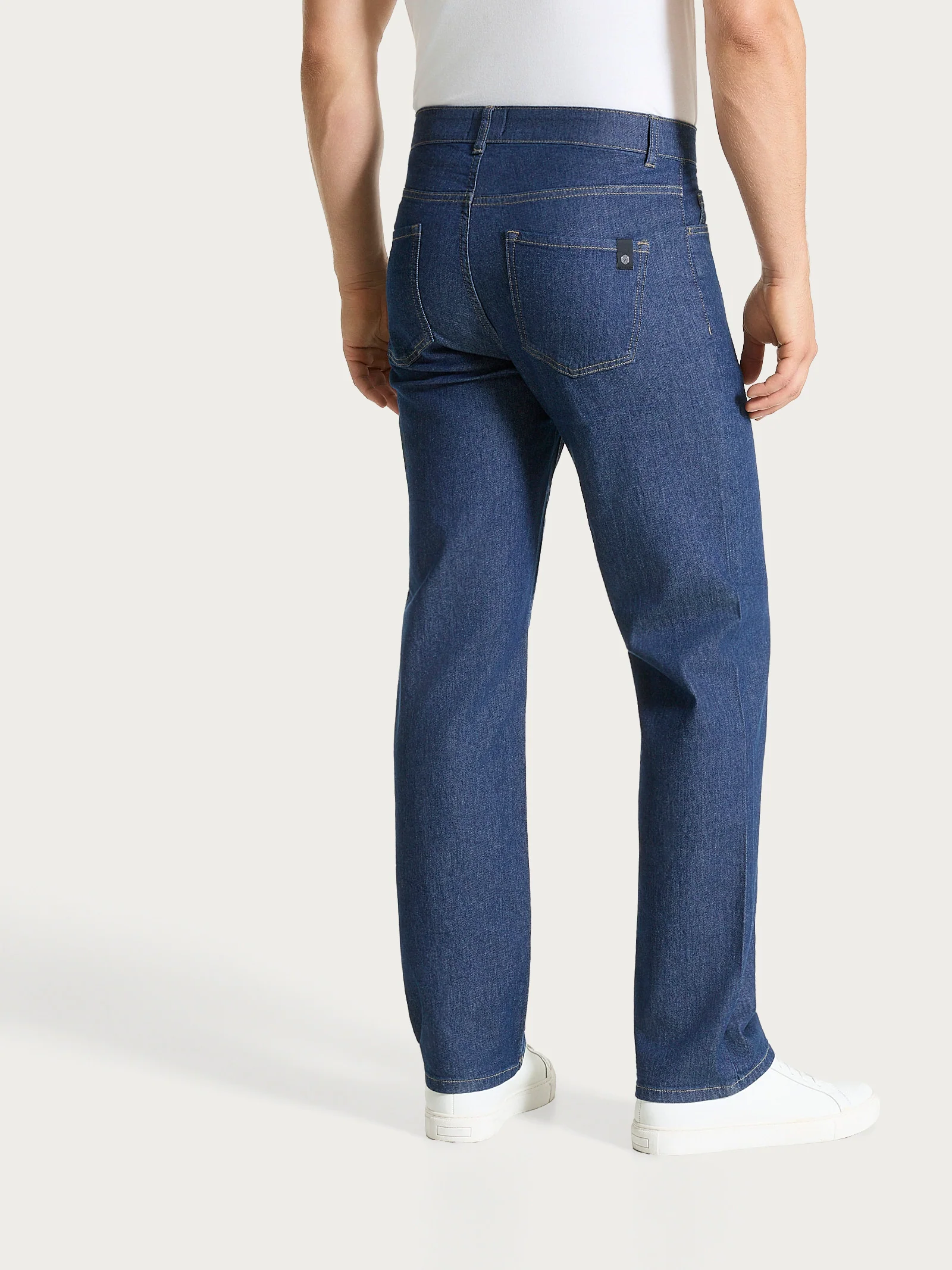 Jeans Bootleg in Light Denim - Indigo - Image 5