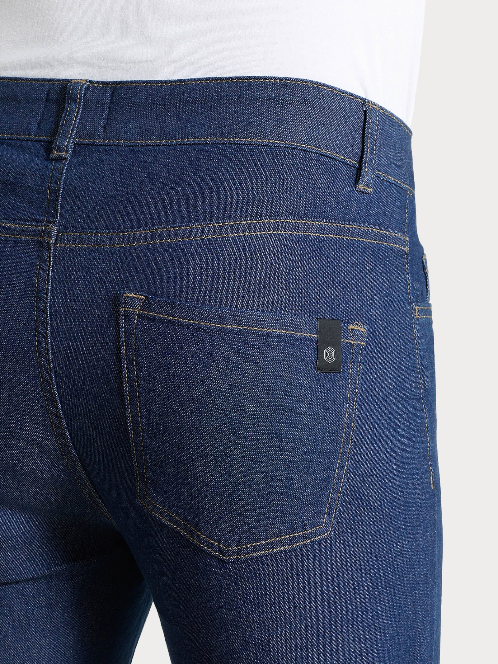 Jeans Bootleg in Light Denim - Indigo - Image 6