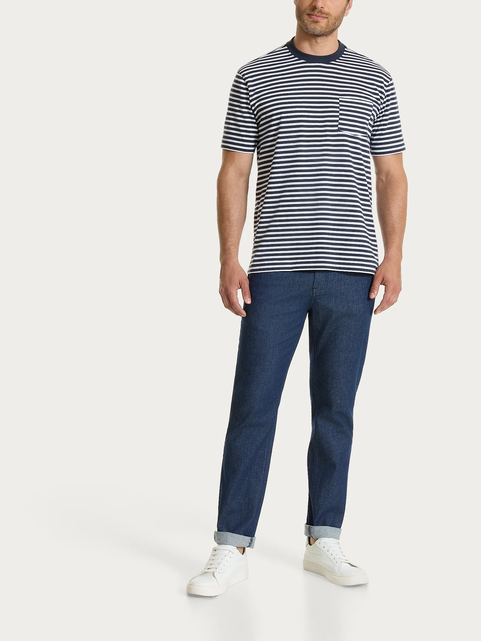 Jeans Chino in Light Denim - Indigo - Image 6