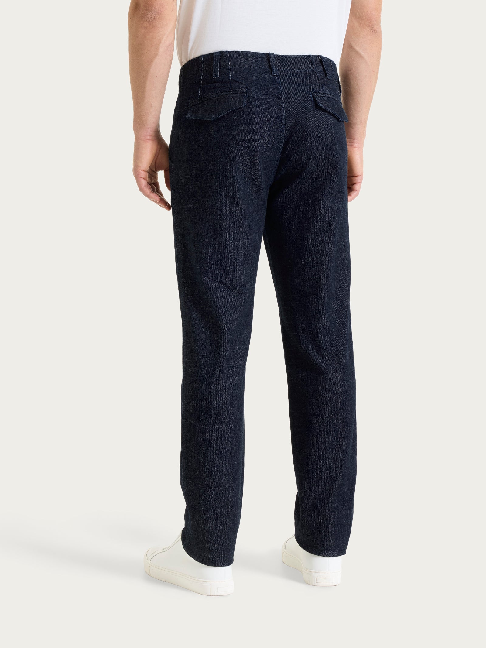 Jeans Chino in Super Denim - Indigo - Image 2