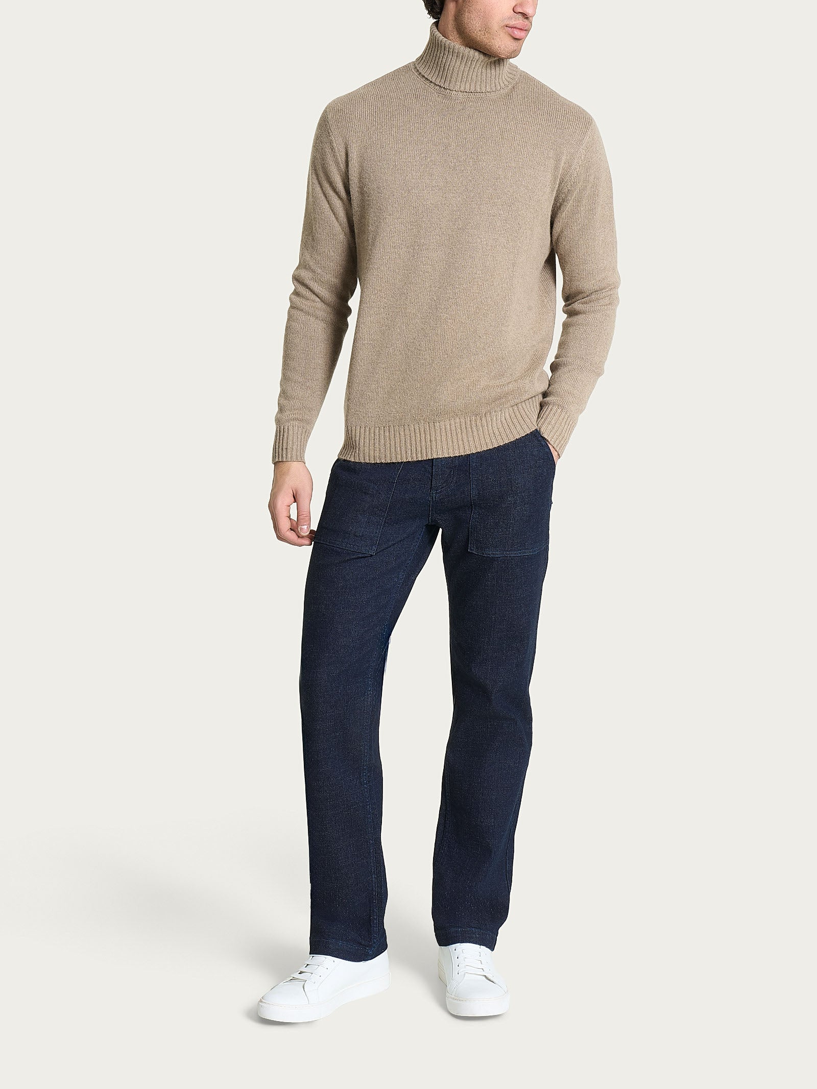 Jeans Explorer in Super Denim - Indigo - Image 6