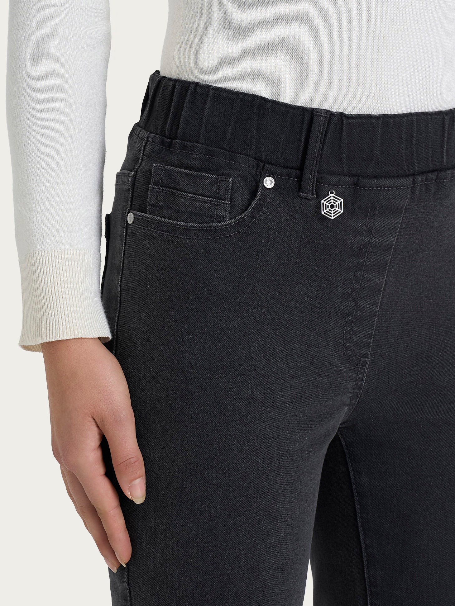 Jeans flare con tasche in Super Denim - Antracite - Image 3