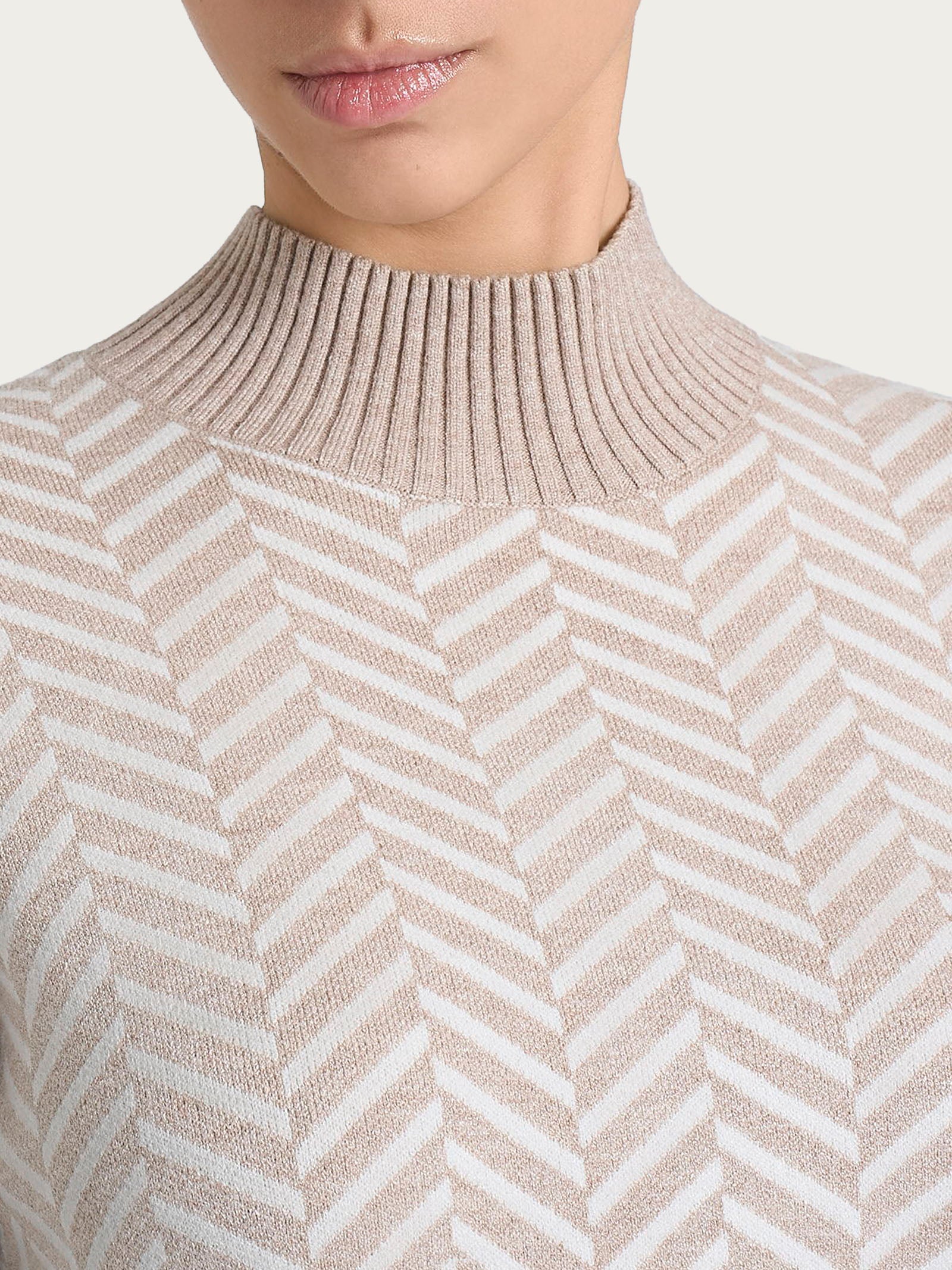 Lupetto con fantasia spigata in Super Soft - Fant.Cammello Mel. - Image 4
