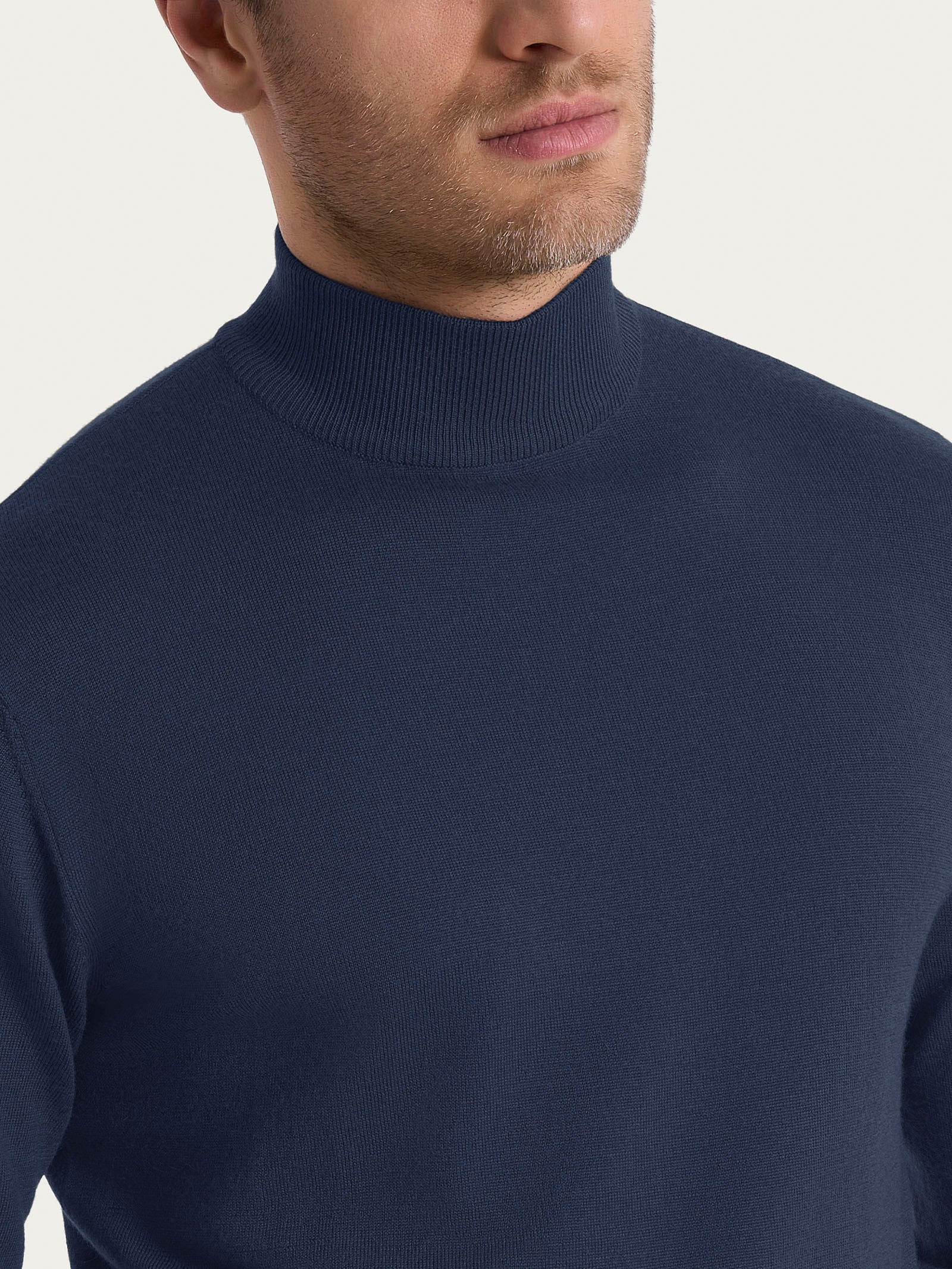 Lupetto in maglia unita in Merino Soft - Indigo - Image 3