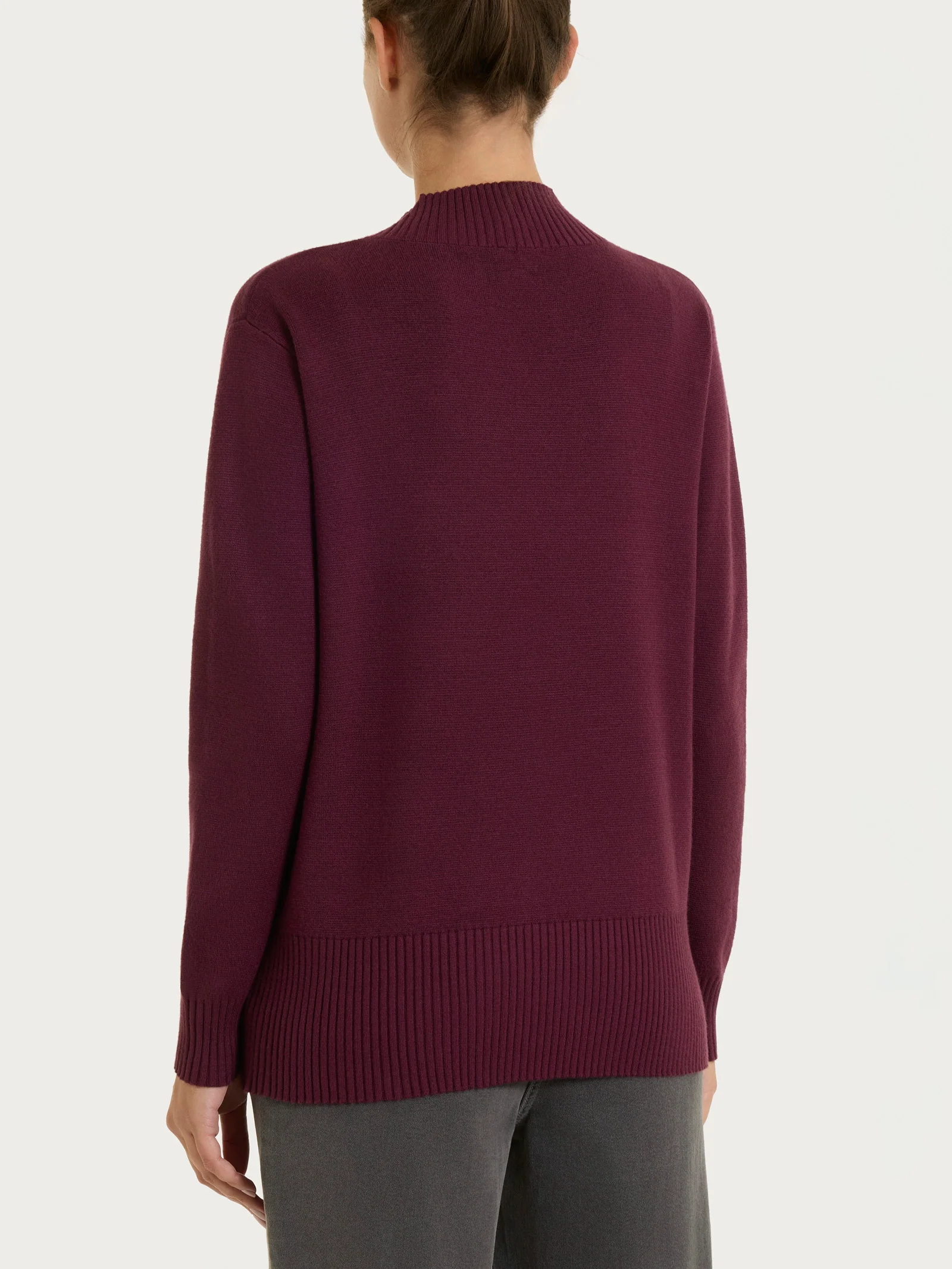 Maglia asimmetrica con scollo a V in Super Soft - Fig - Image 2