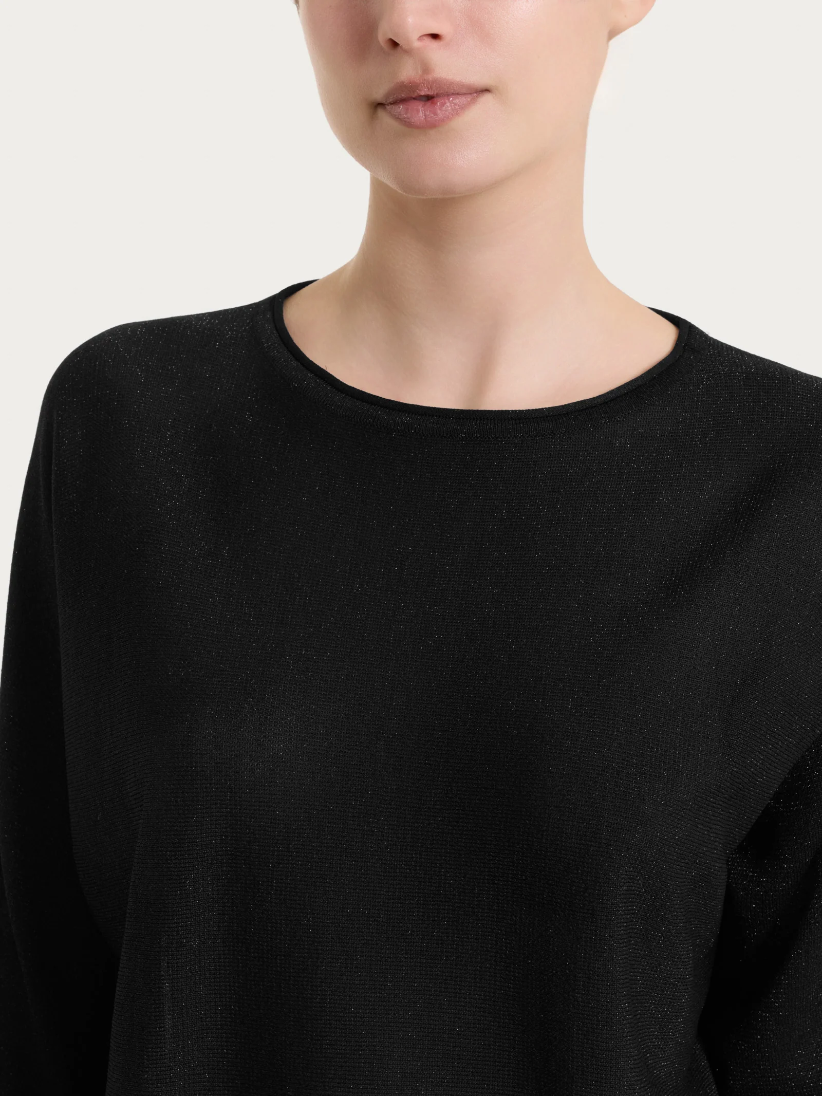 Maglia con manica a pipistrello in Crêpe Lurex - Nero - Image 4
