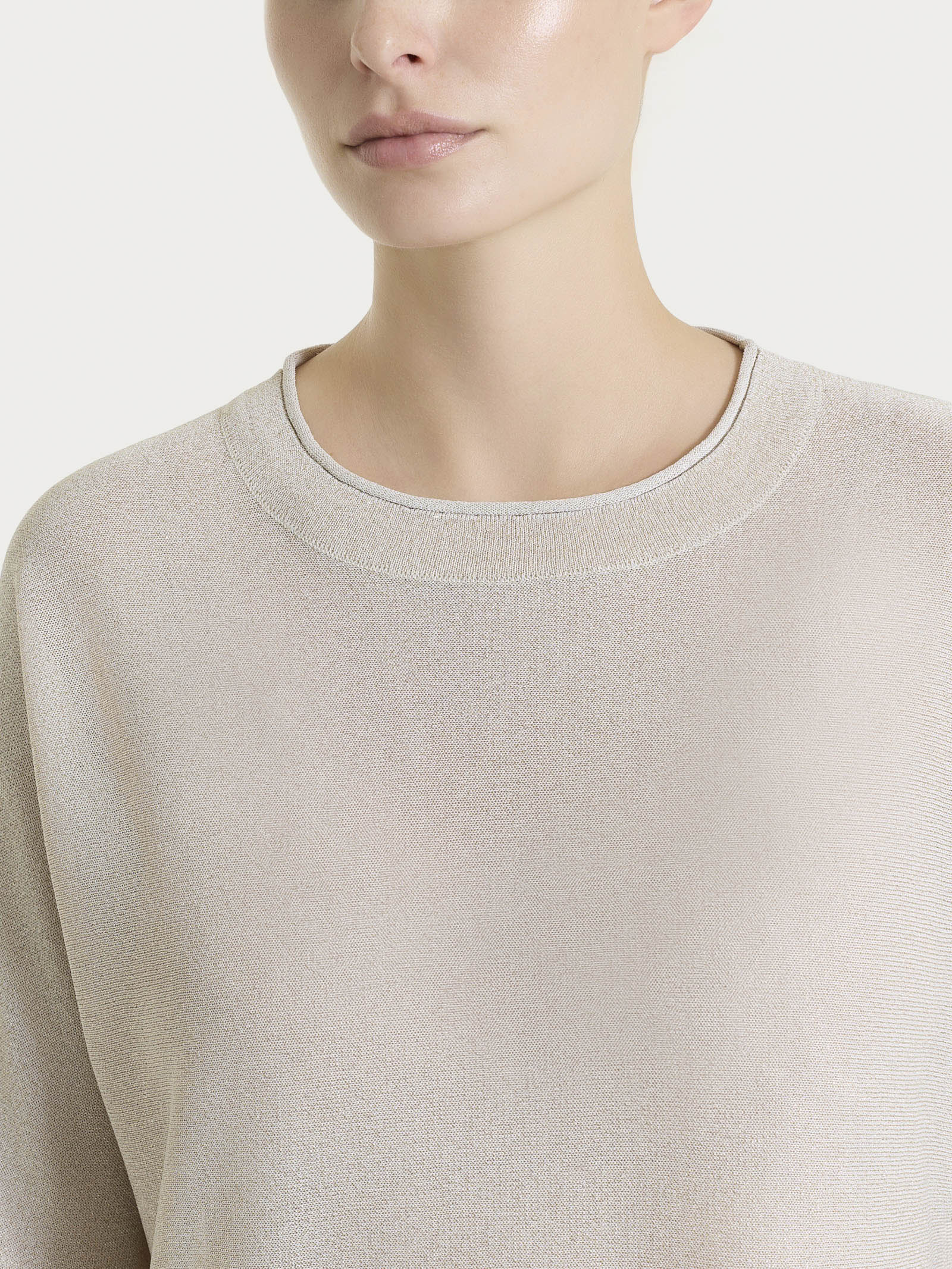 Maglia con manica a pipistrello in Crêpe Lurex - Lilac Ash - Image 3
