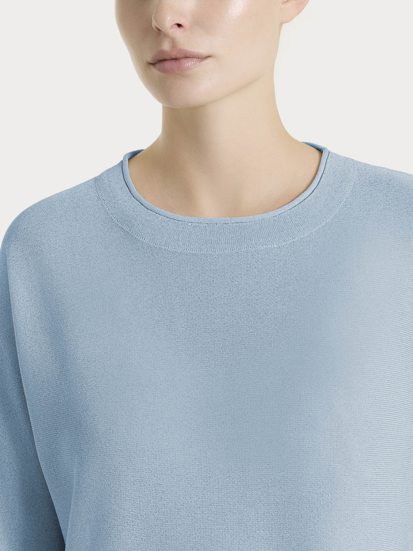 Maglia con manica a pipistrello in Crêpe Lurex - Dusty Blue - Image 5