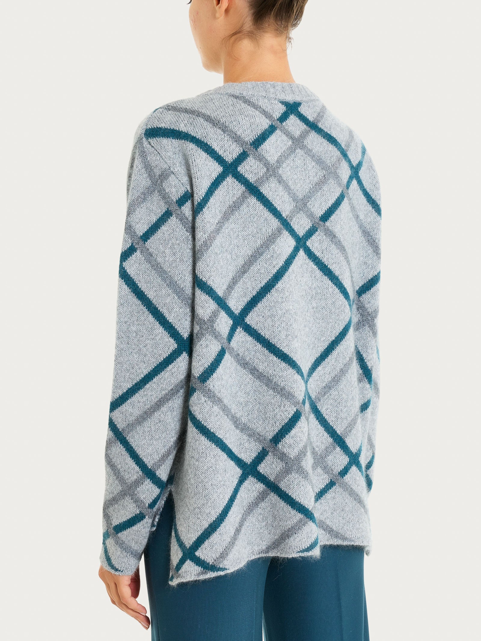 Maglia con scollo a barchetta e check pattern in Natural Soft - Fant.Ghiaia Mel. - Image 2