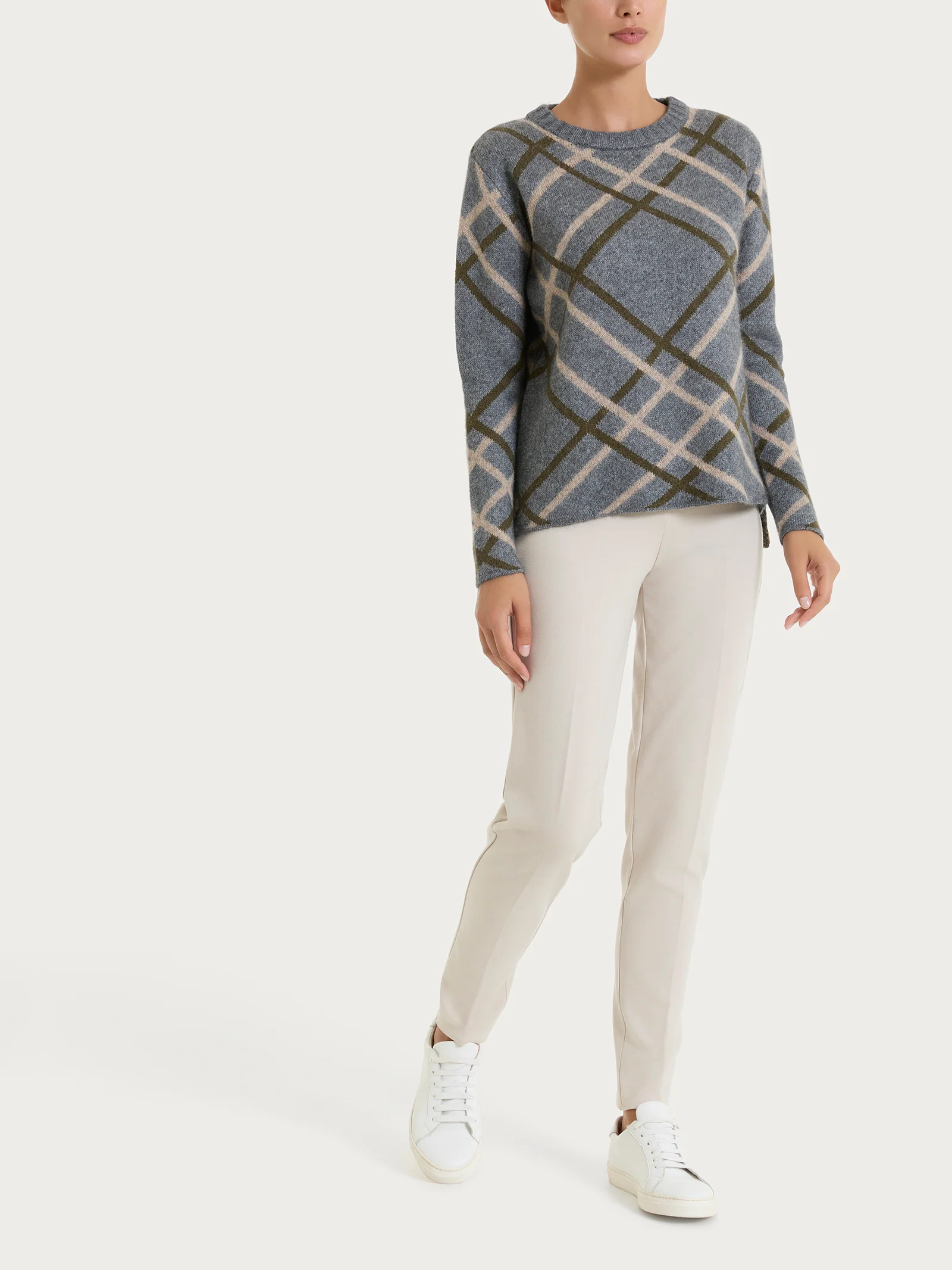 Maglia con scollo a barchetta e check pattern in Natural Soft - Fant. Ferro Mel. - Image 4