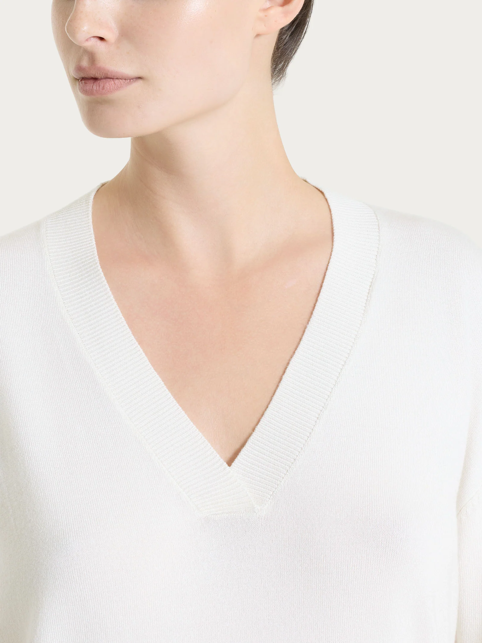 Maglia con scollo a V e con manica 3/4 in Summertime - Avorio - Image 4
