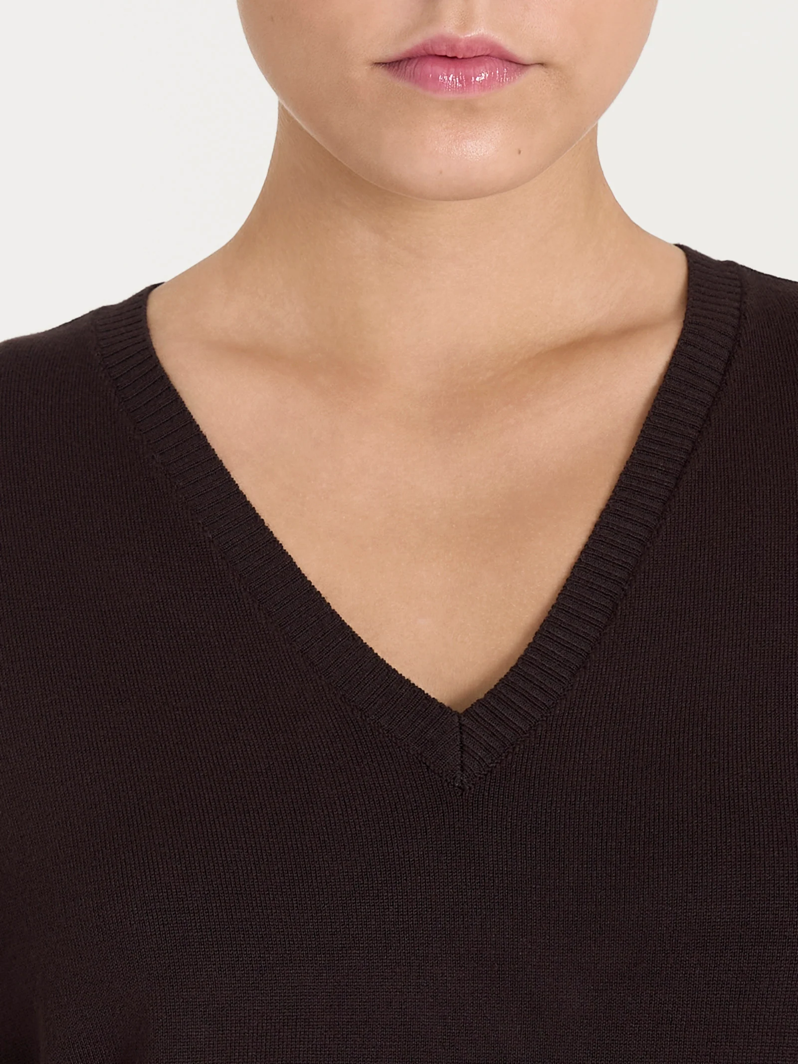 Maglia con scollo a V Four Seasons - Chocolate Torte - Image 3