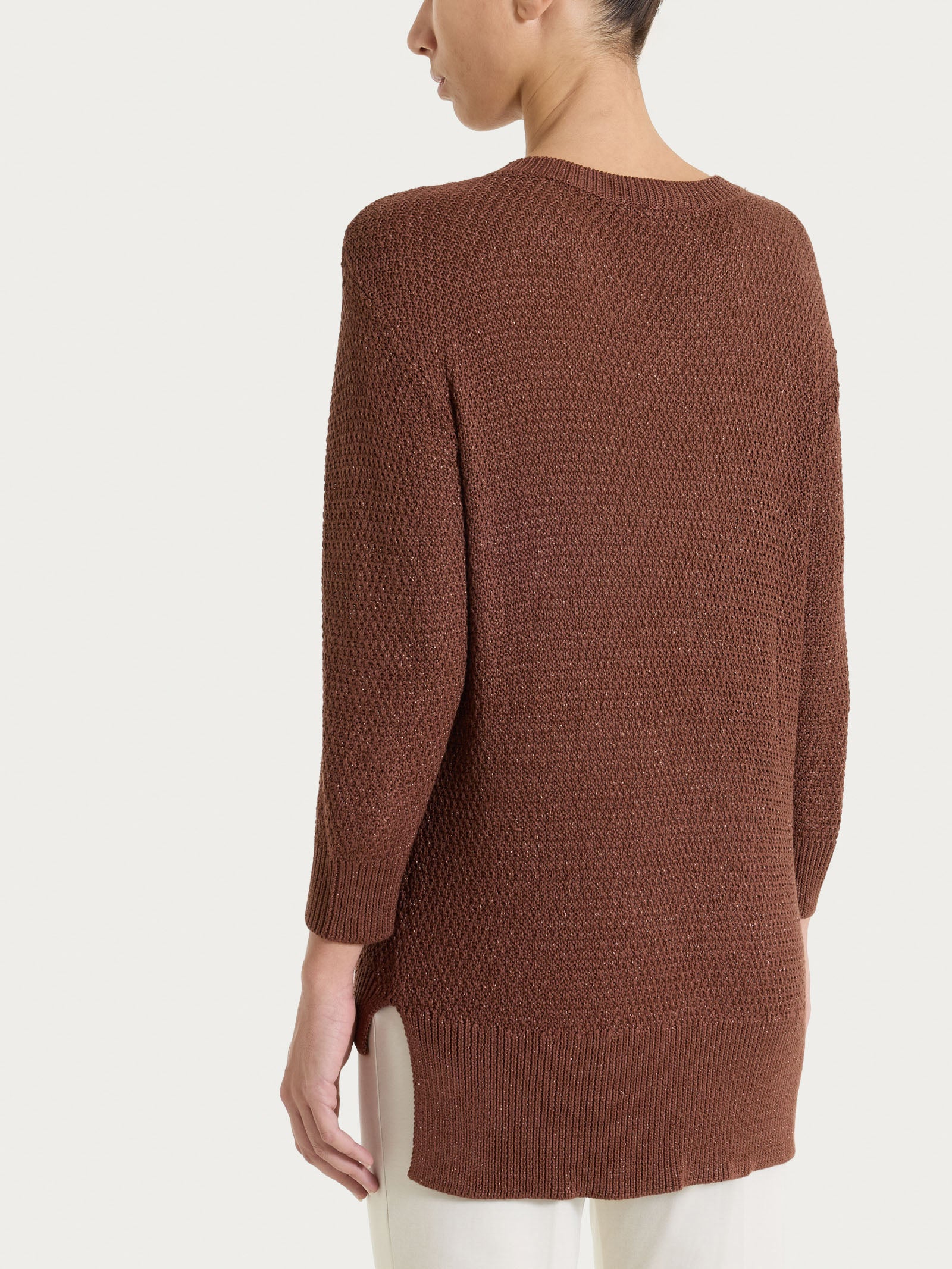 Maglia con scollo a V in Lurex Rice Stitch - Cappuccino - Image 2