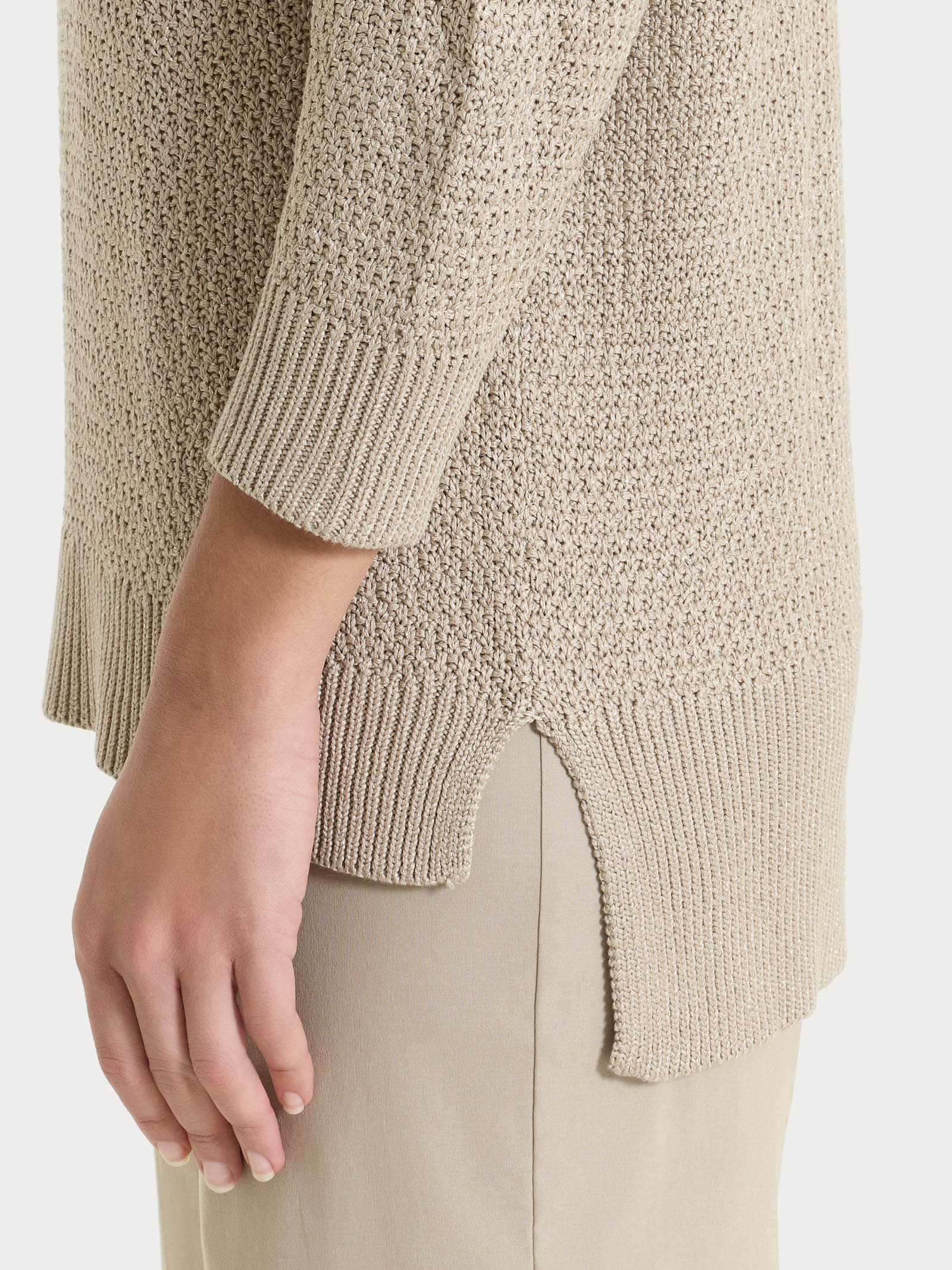 Maglia con scollo a V in Lurex Rice Stitch - Crockery - Image 4