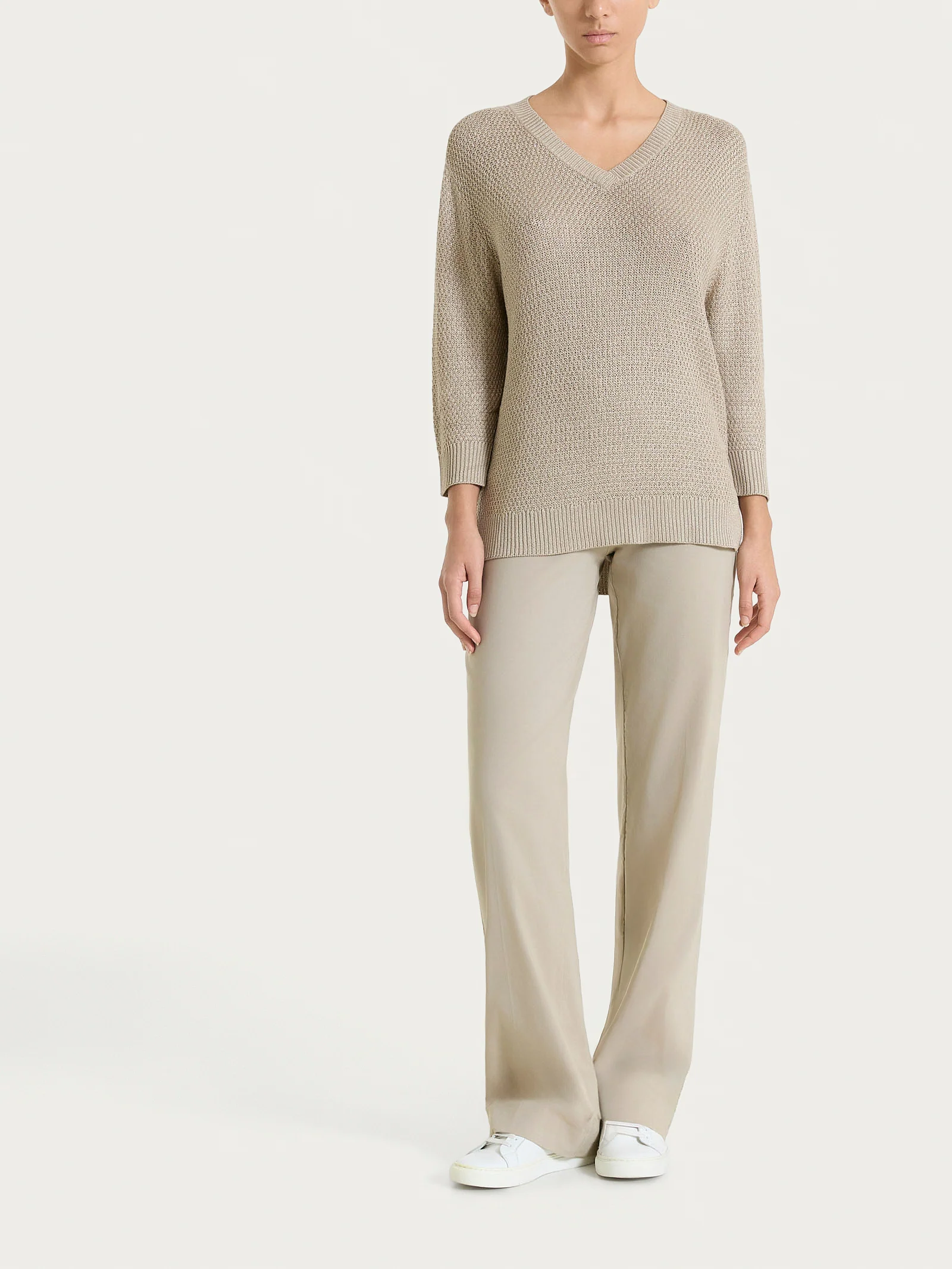 Maglia con scollo a V in Lurex Rice Stitch - Crockery - Image 5