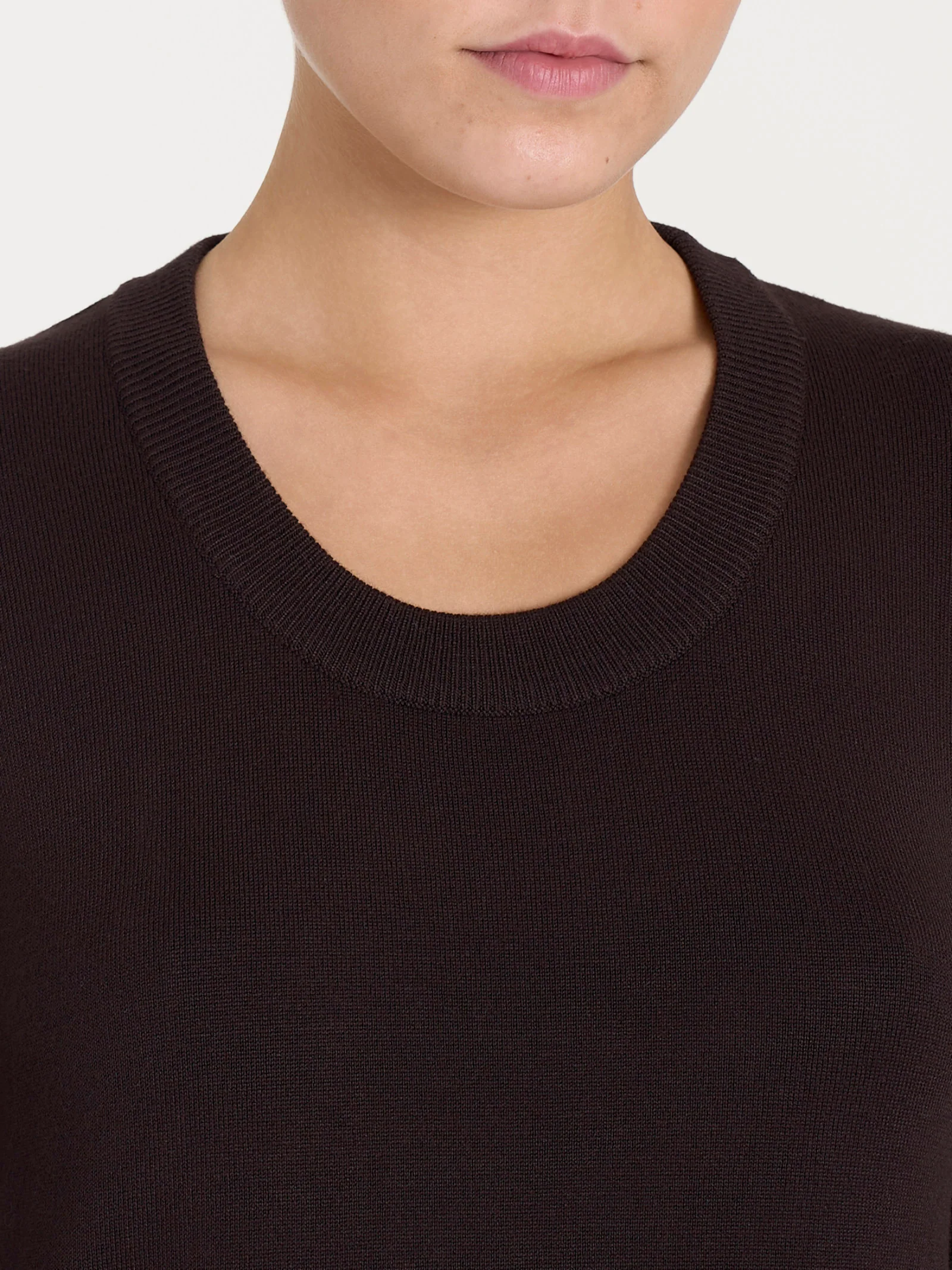 Maglia con scollo madonna Four Seasons - Chocolate Torte - Image 3