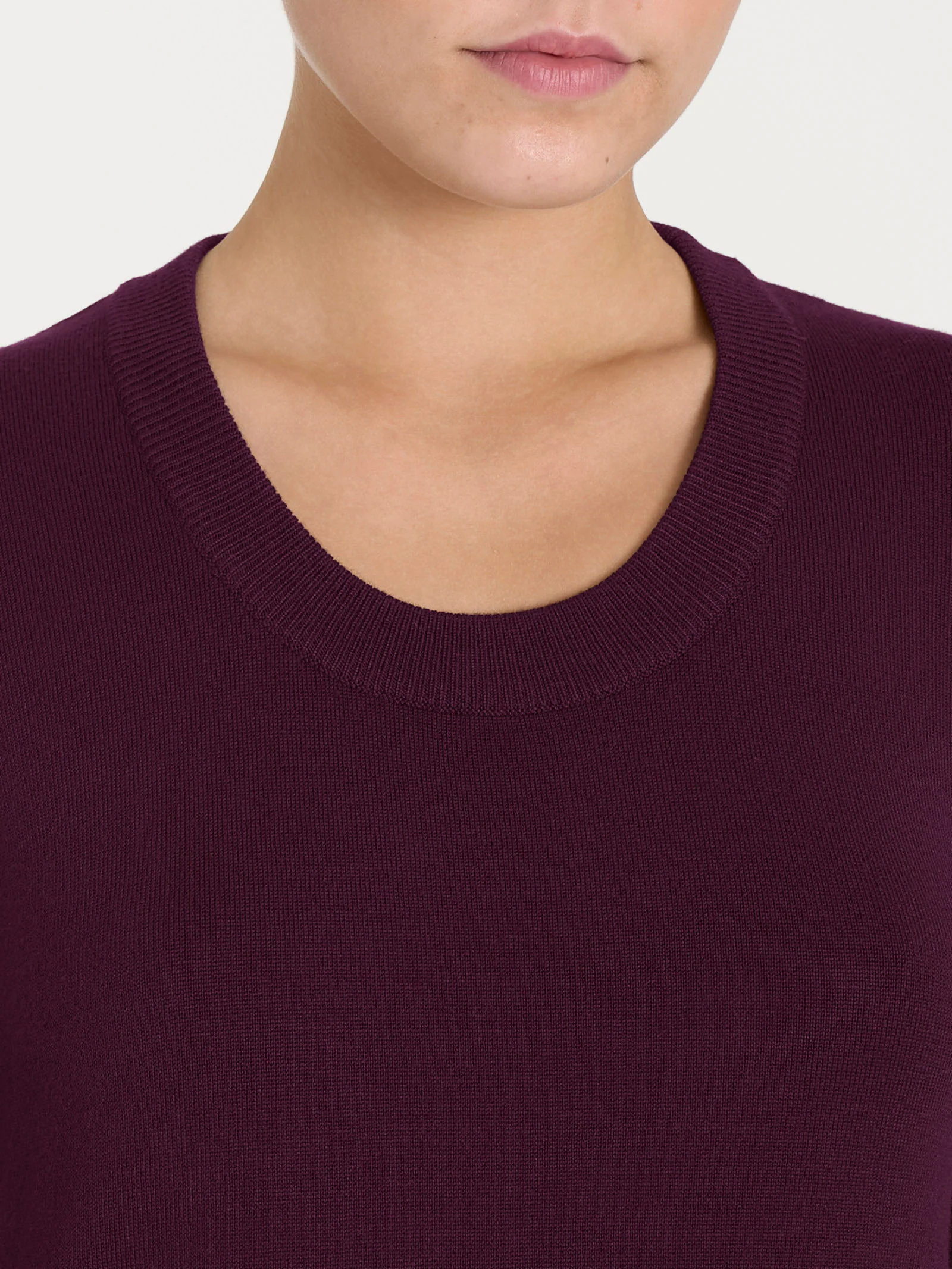 Maglia con scollo madonna Four Seasons - Fig - Image 3