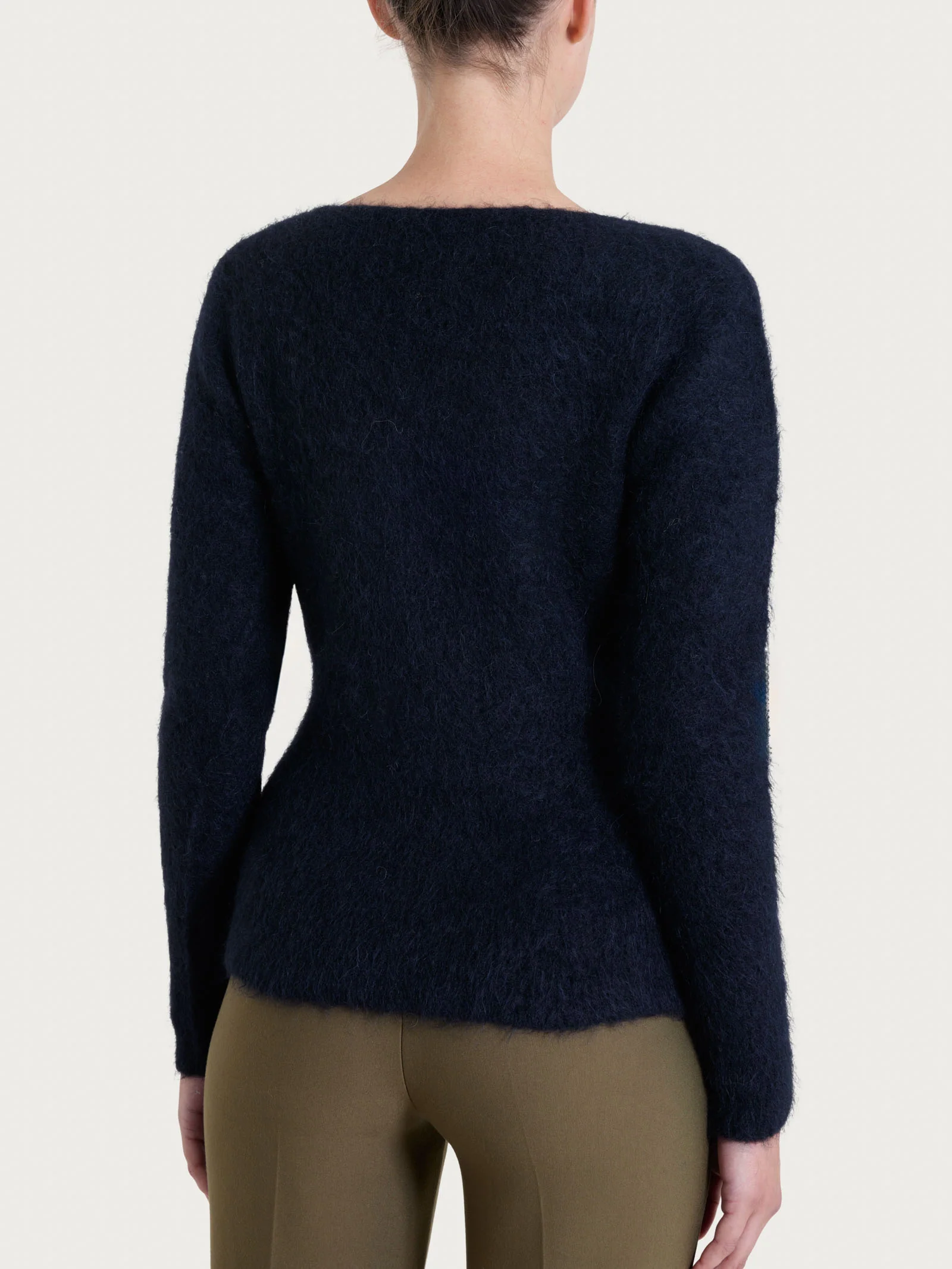 Maglia con scollo madonna in Misto Alpaca - Nero - Image 2