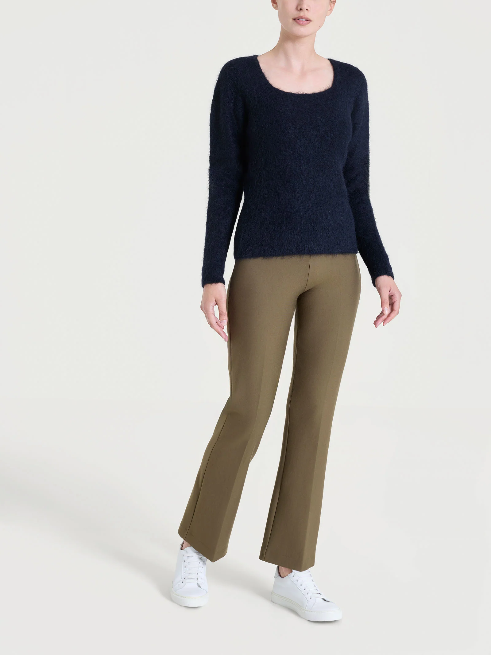 Maglia con scollo madonna in Misto Alpaca - Nero - Image 4