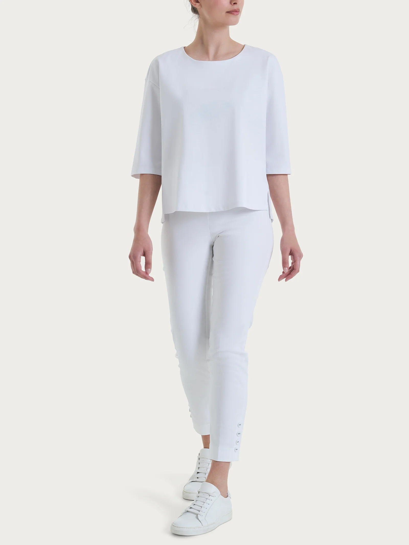 Maglia corta girocollo in Compact Light - Bianco - Image 4