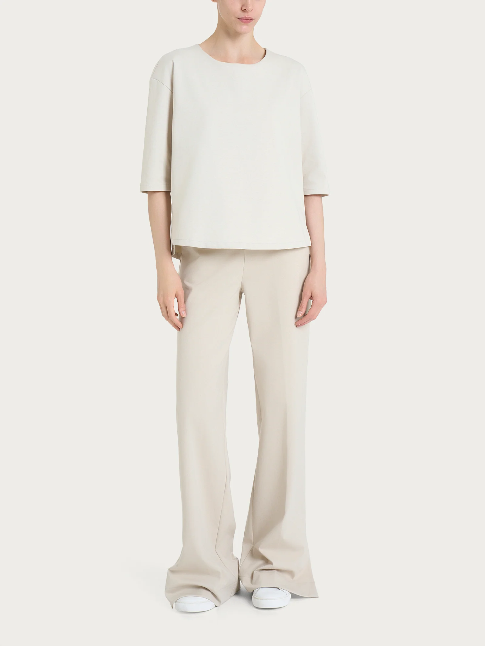 Maglia corta girocollo in Compact Light - Champignon - Image 4