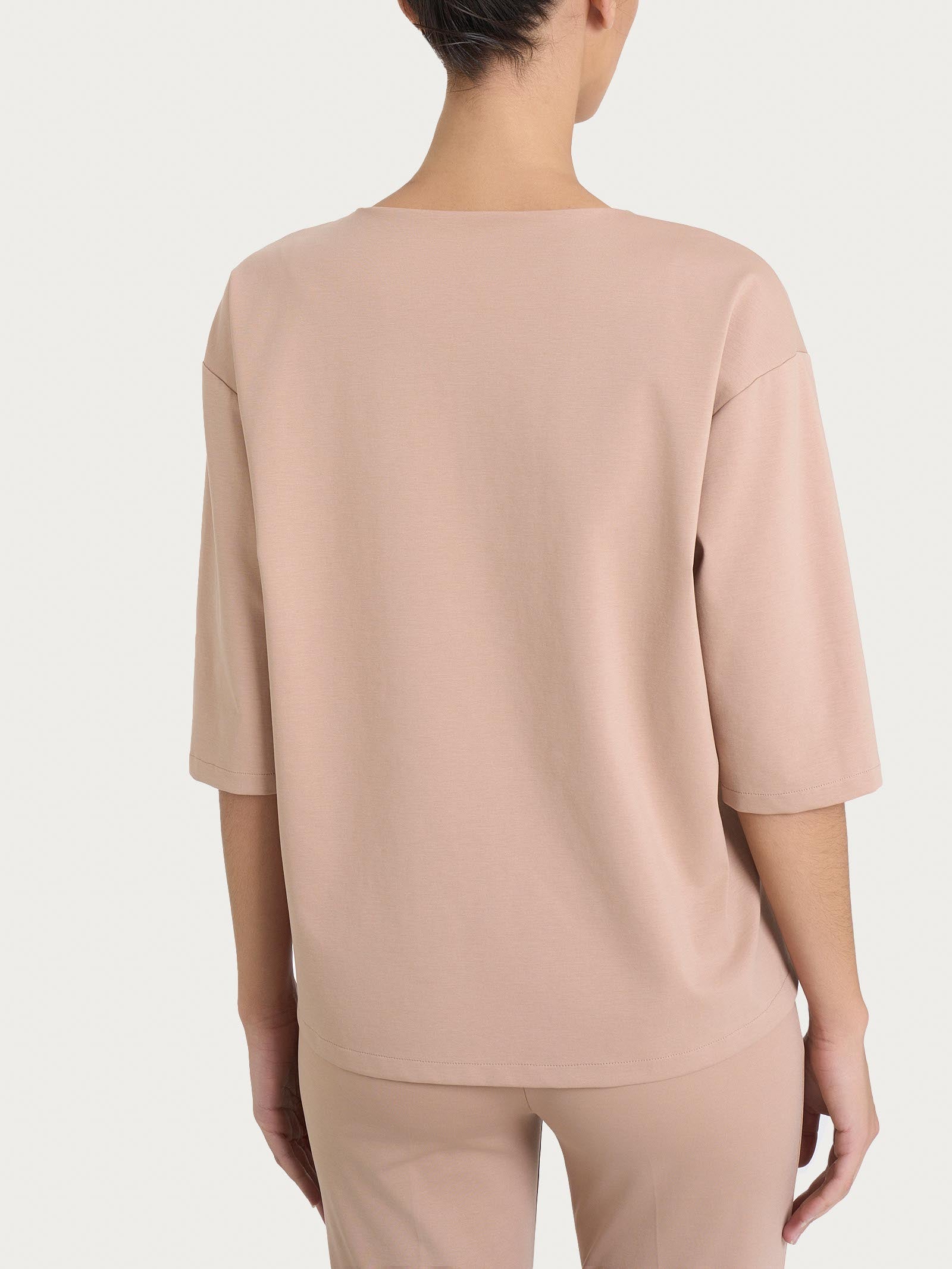 Maglia corta girocollo in Compact Light - Warm Taupe - Image 2
