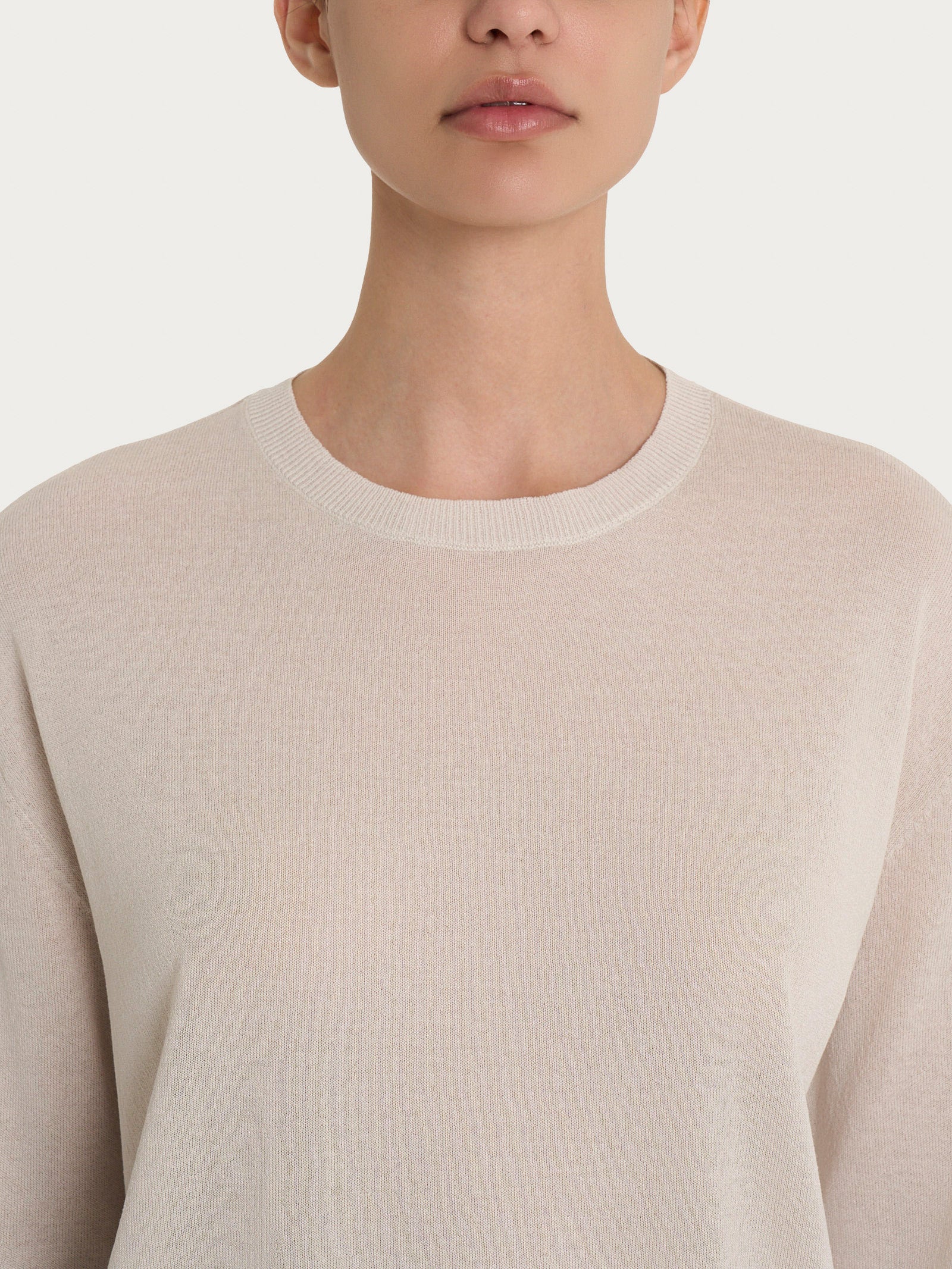 Maglia girocollo con manica 3/4 in Crêpe  - Champignon - Image 3