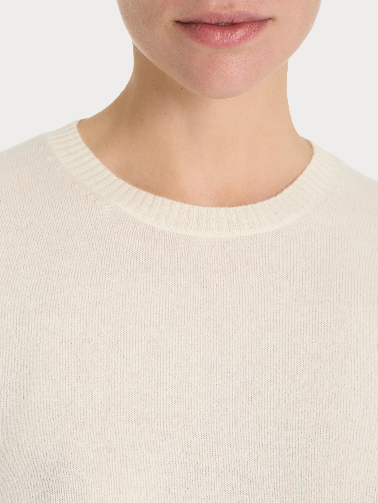 Maglia girocollo in cashmerino - Avorio - Image 3