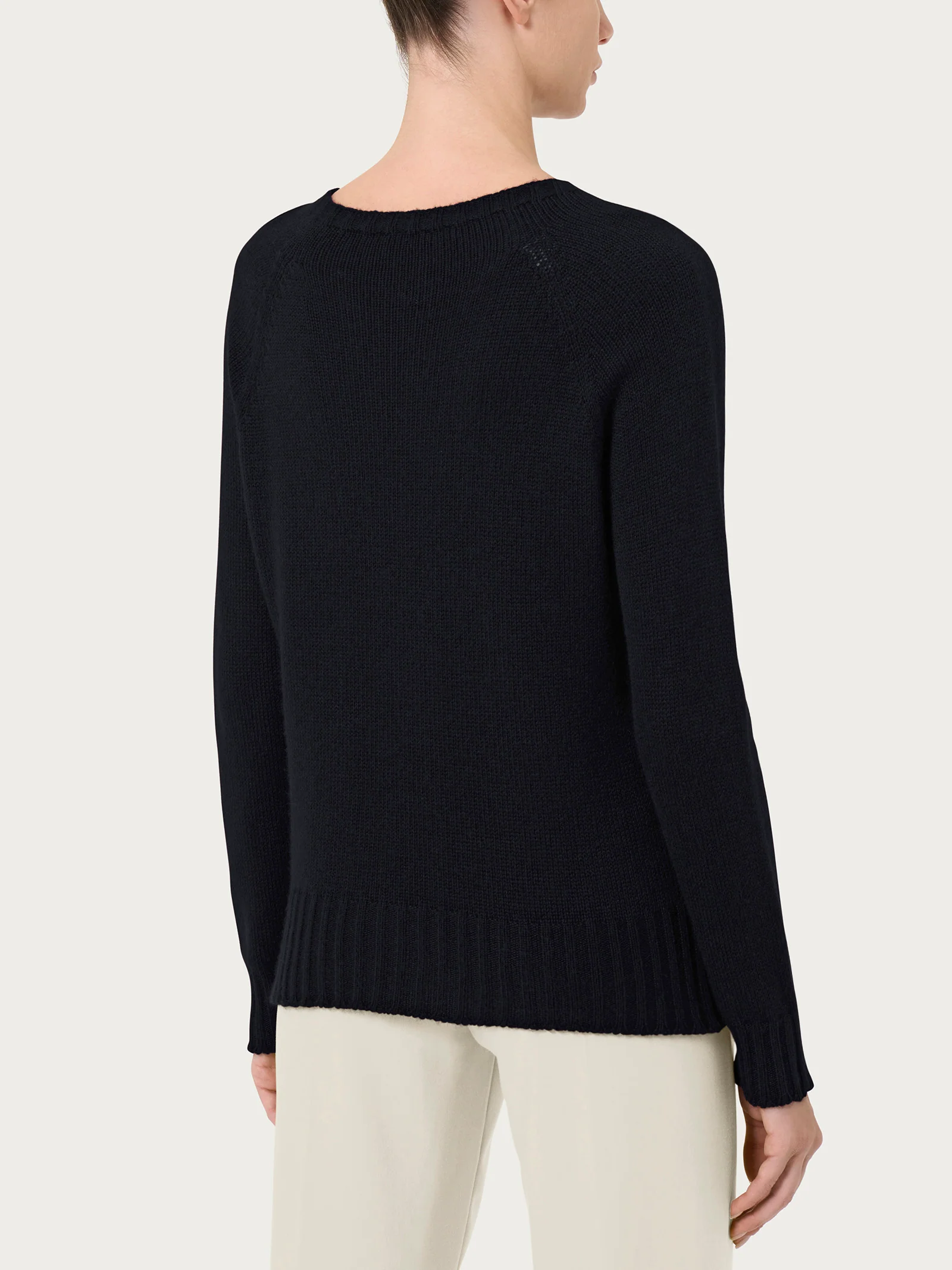 Maglia girocollo in misto angora - Nero - Image 2