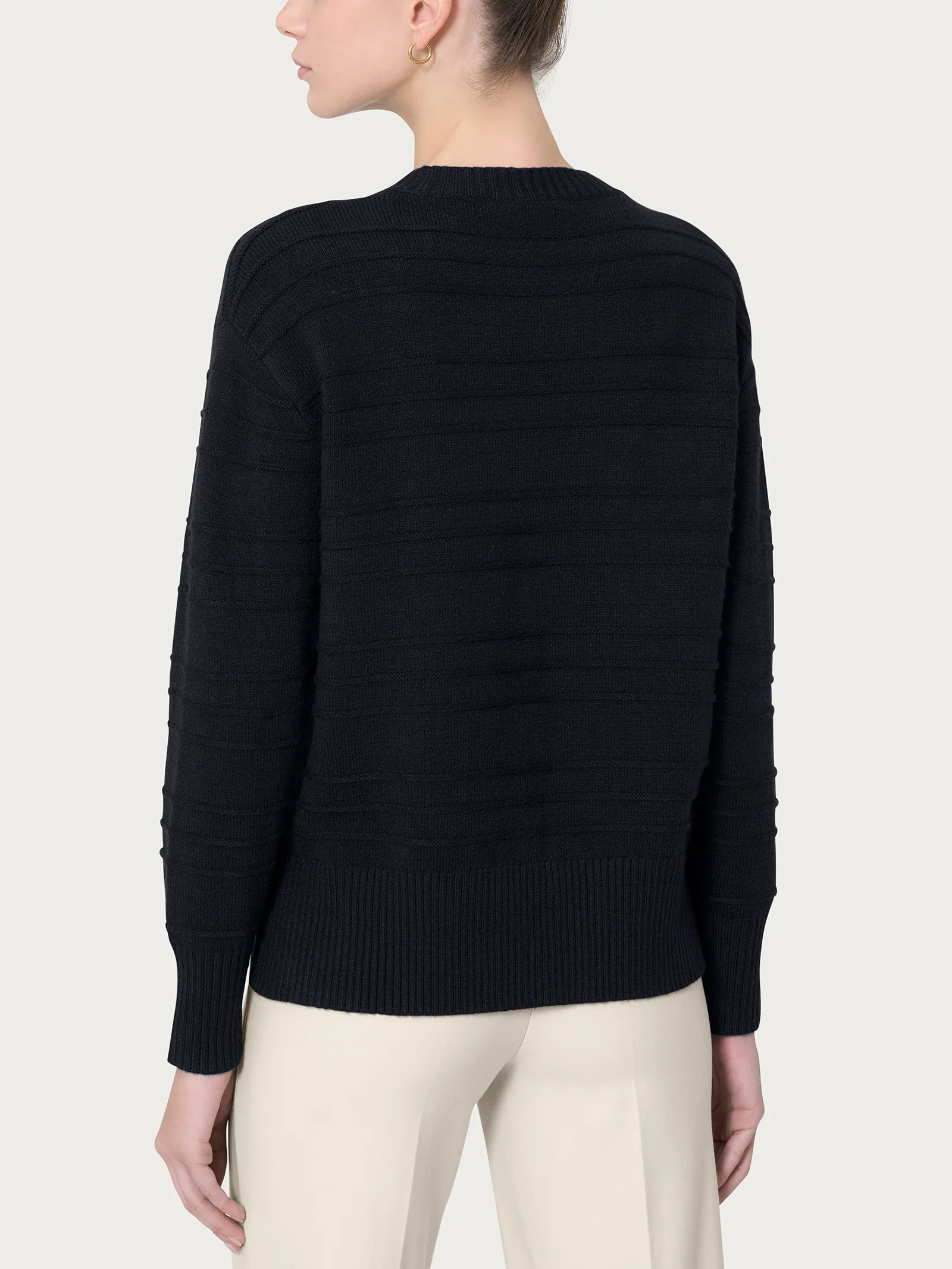 Maglia girocollo in Super Soft - Nero - Image 2