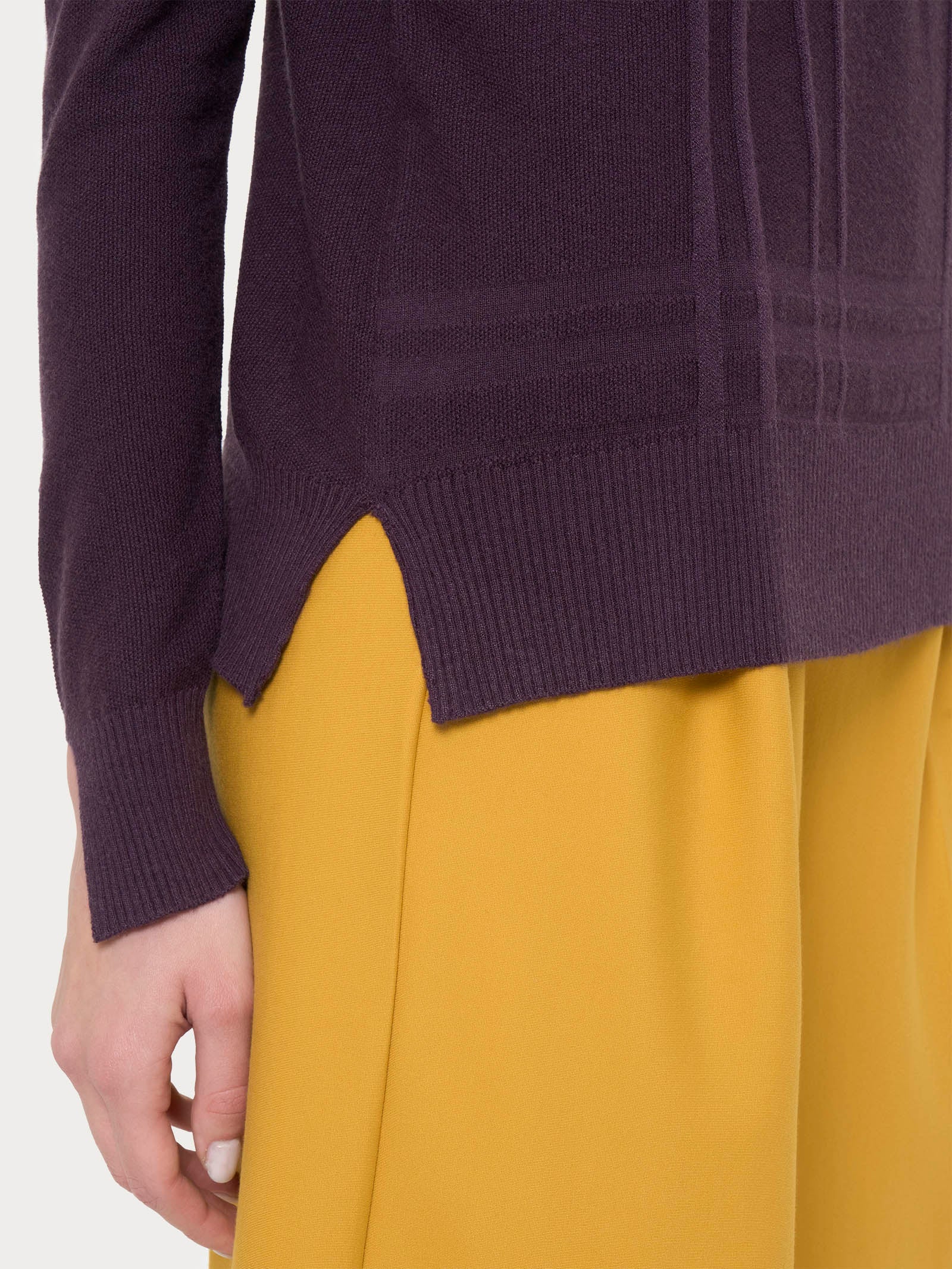 Maglia girocollo Punto Riso Tartan in Super Soft - Plum Perfect - Image 3