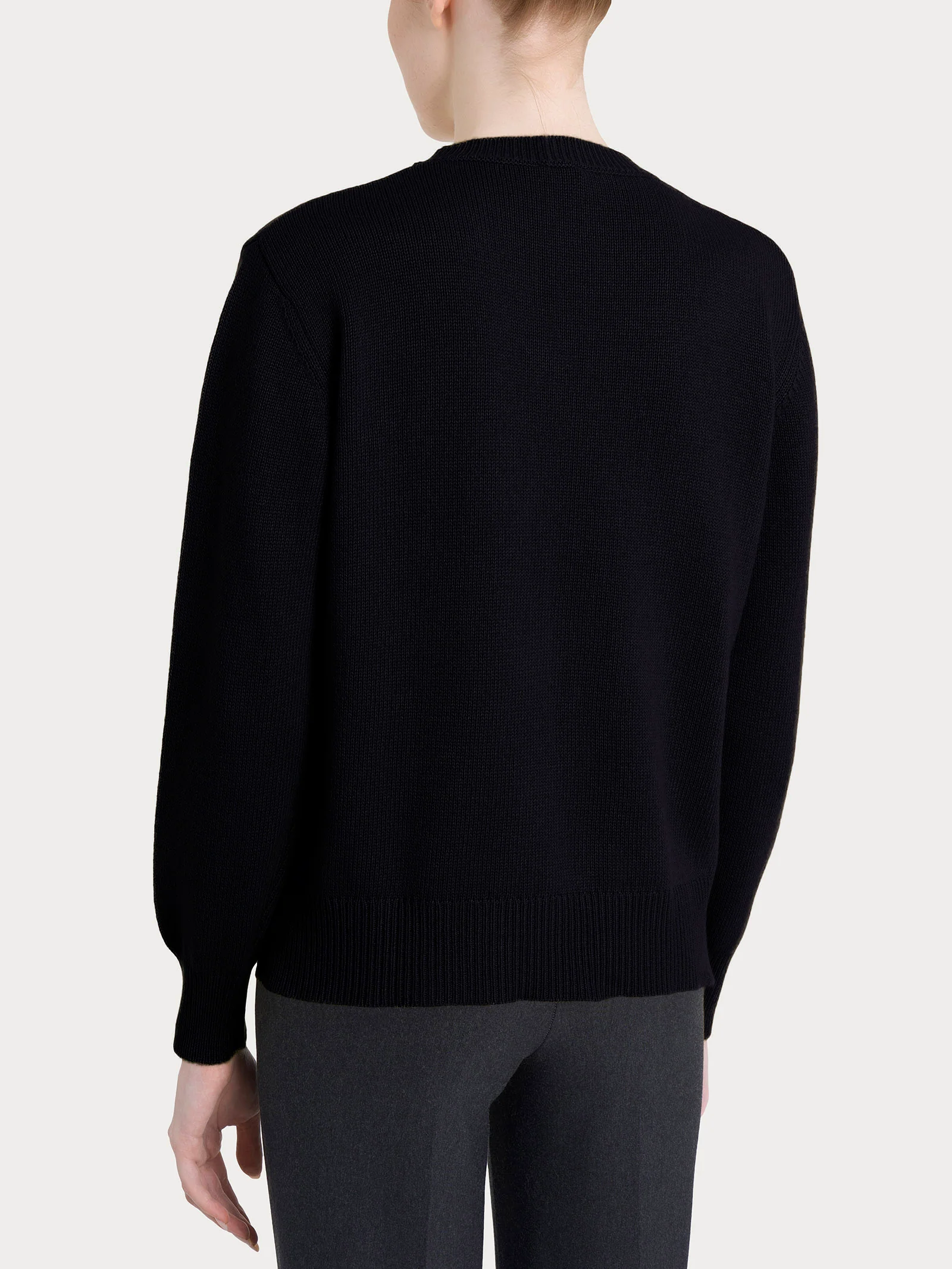 Maglia girocollo tinta unita in Natural Soft - Nero - Image 2
