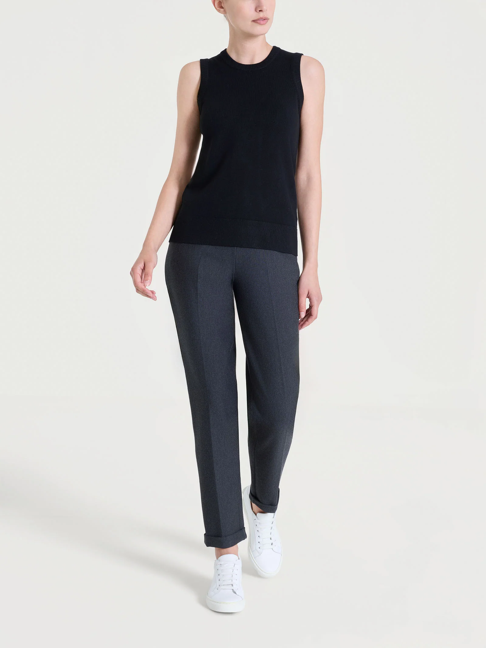 Maglia smanicata Four Seasons - Nero - Image 4
