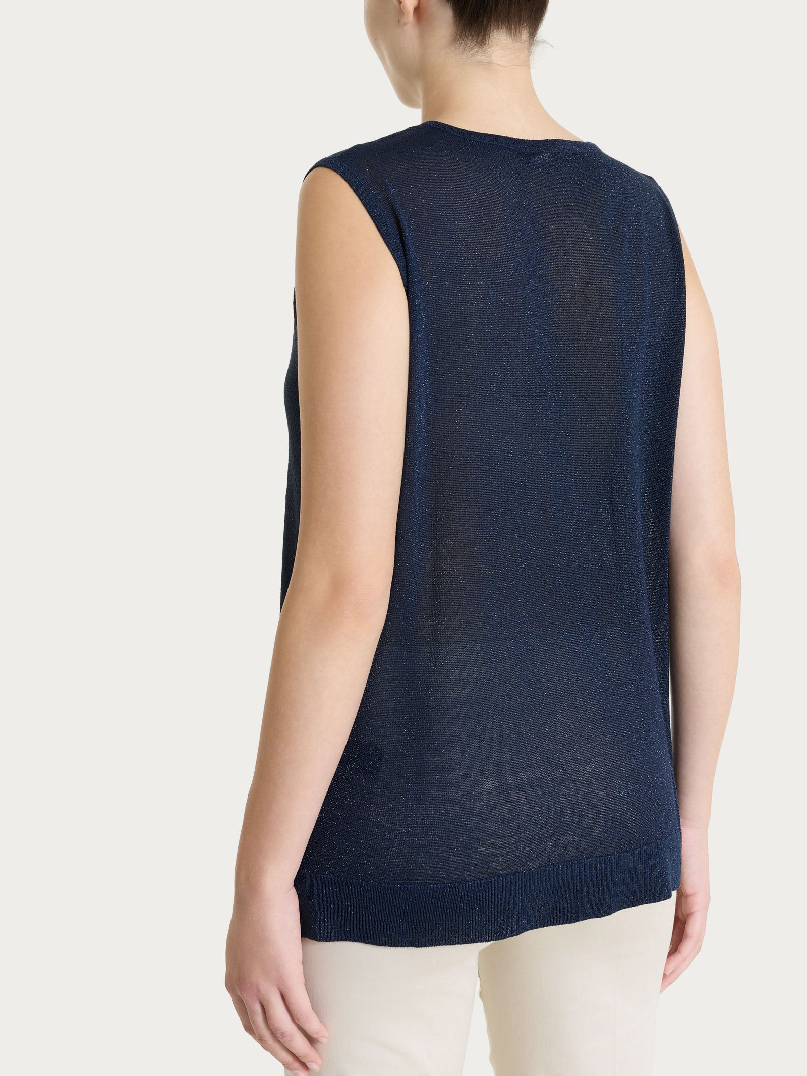 Maglia smanicata in Crêpe Lurex - Bleu - Image 2