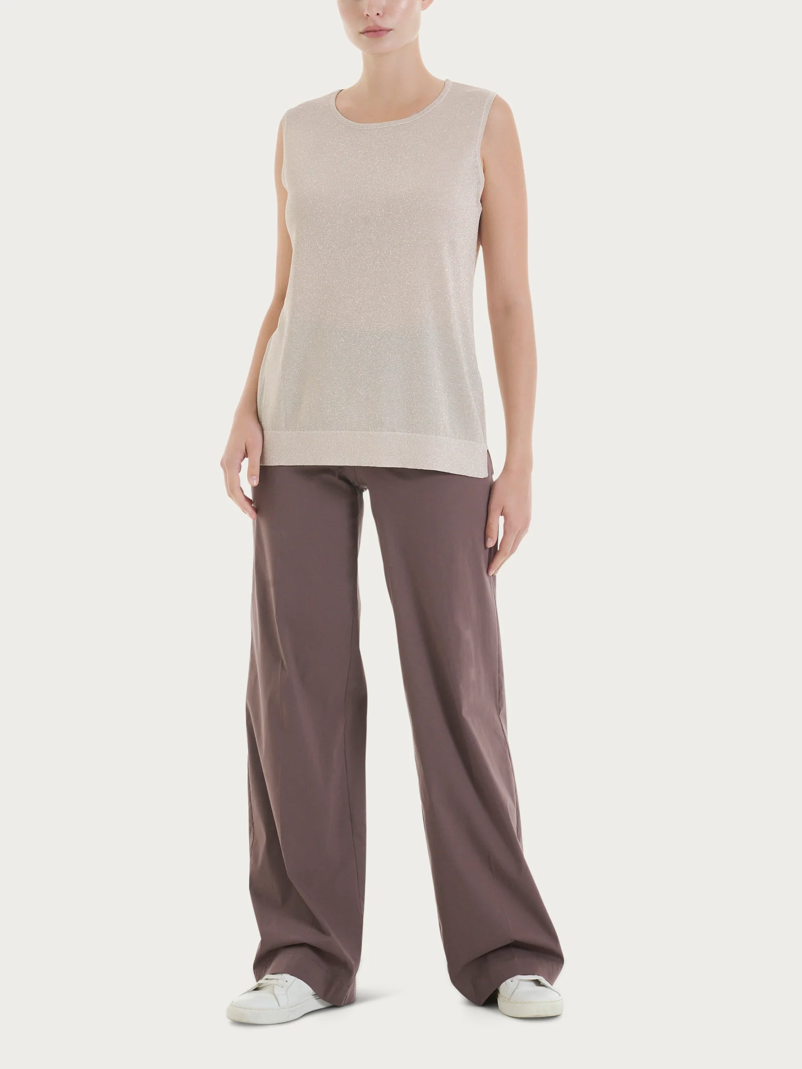 Maglia smanicata in Crêpe Lurex - Lilac Ash - Image 5
