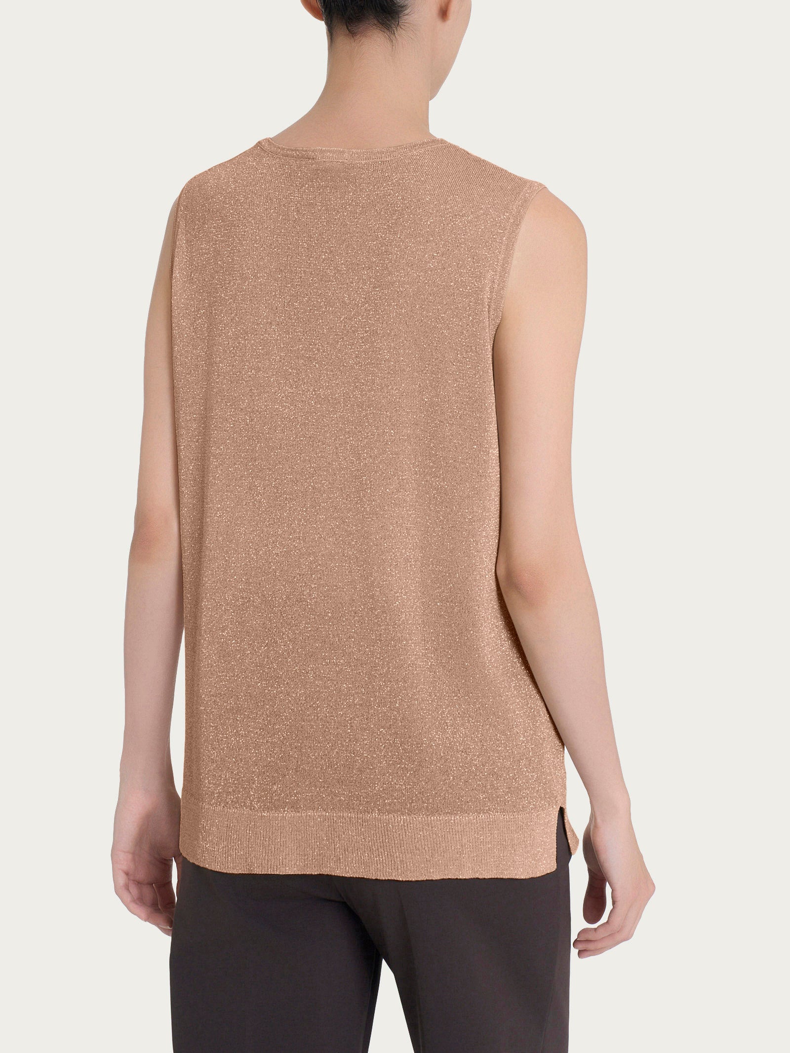 Maglia smanicata in Crêpe Lurex - Warm Taupe - Image 2