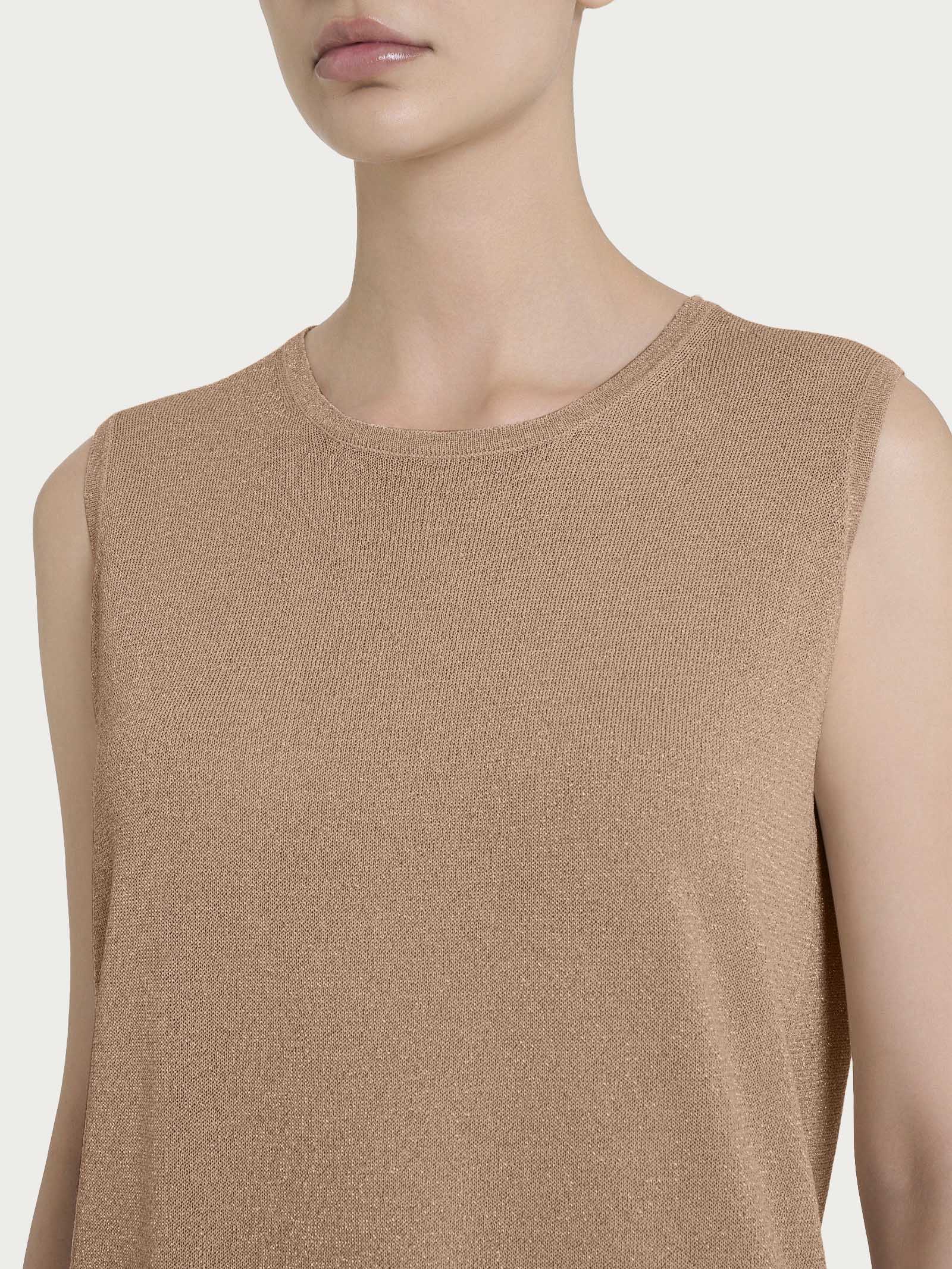 Maglia smanicata in Crêpe Lurex - Warm Taupe - Image 3