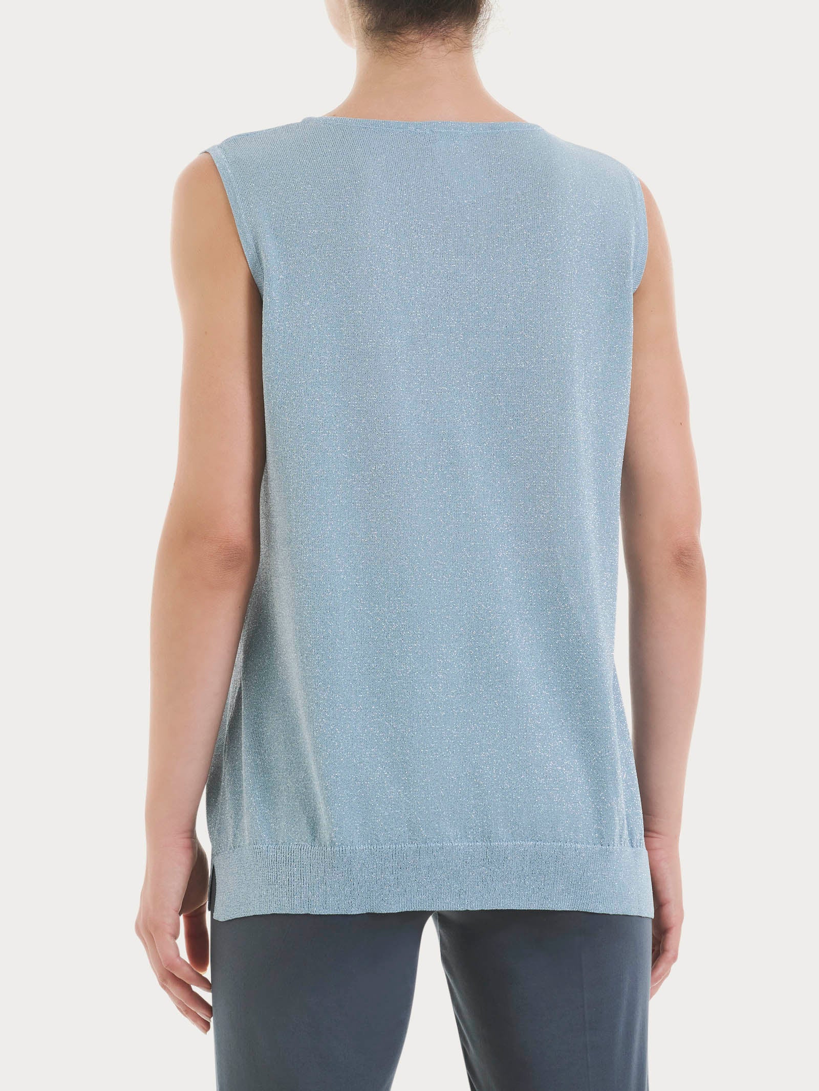 Maglia smanicata in Crêpe Lurex - Dusty Blue - Image 2