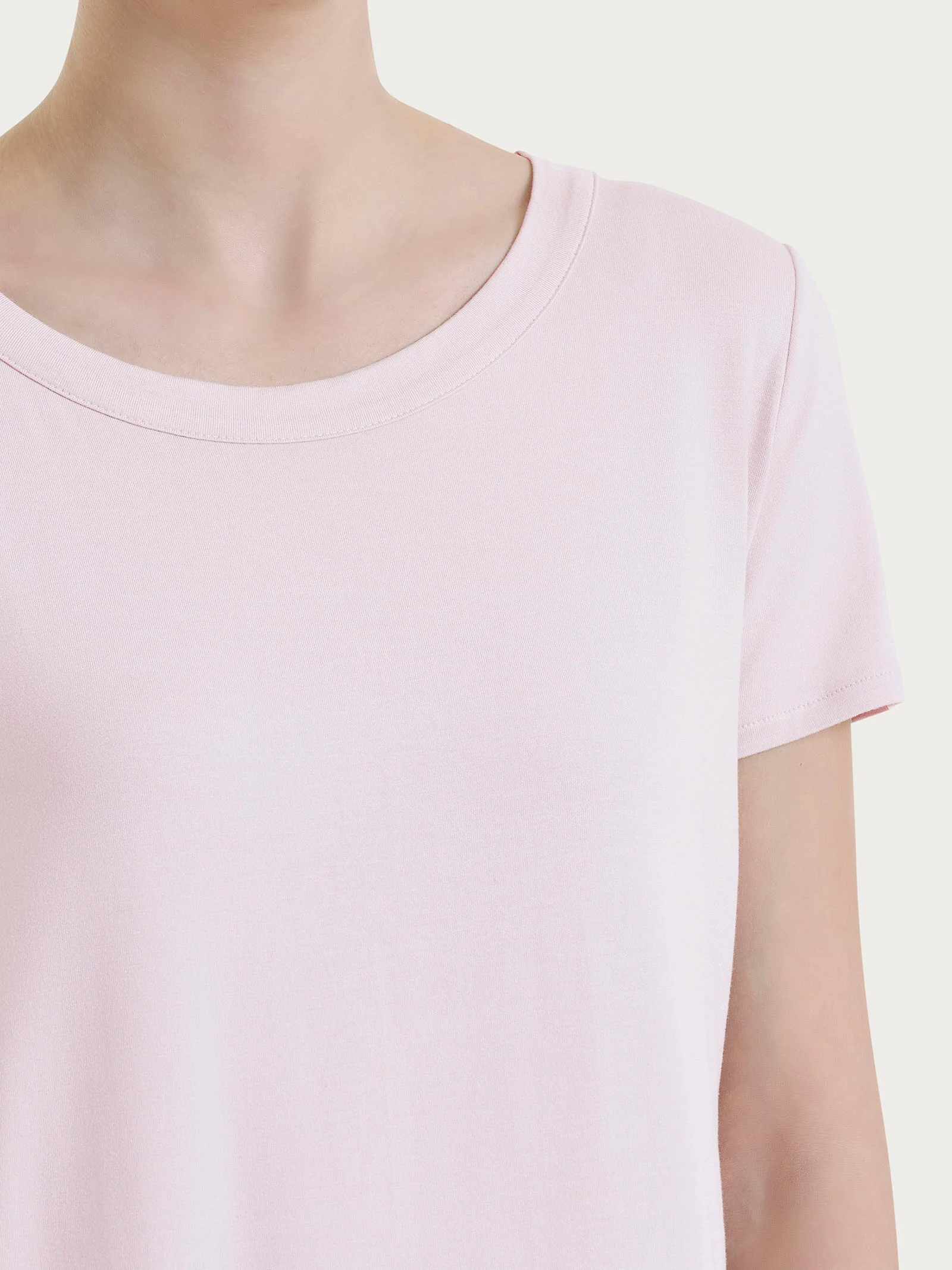 Maglietta a manica corta in Viscosa Summer - Pale Lilac - Image 3
