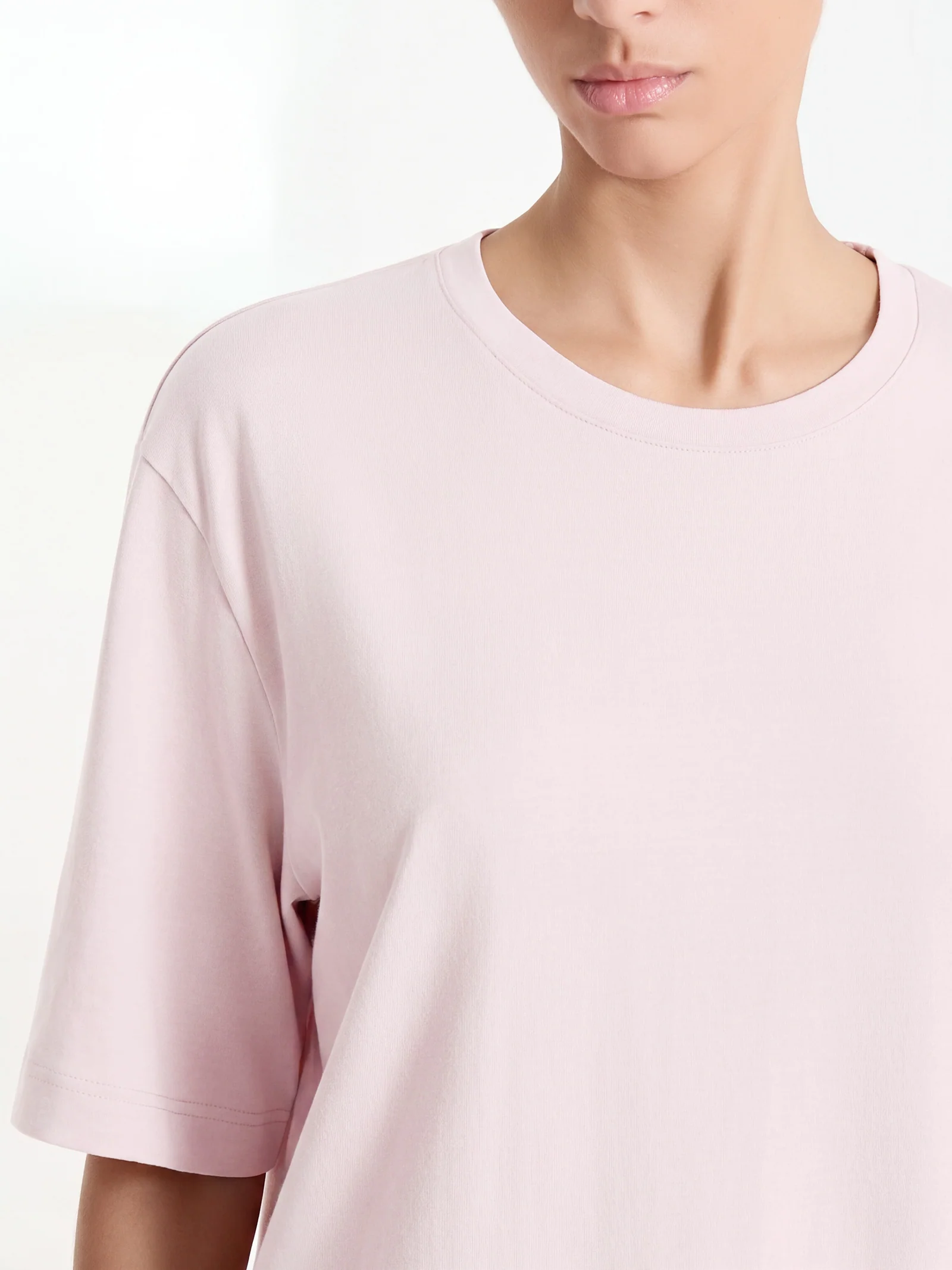 Maglietta boxy tinta unita in Ultralight - Pale Lilac - Image 3