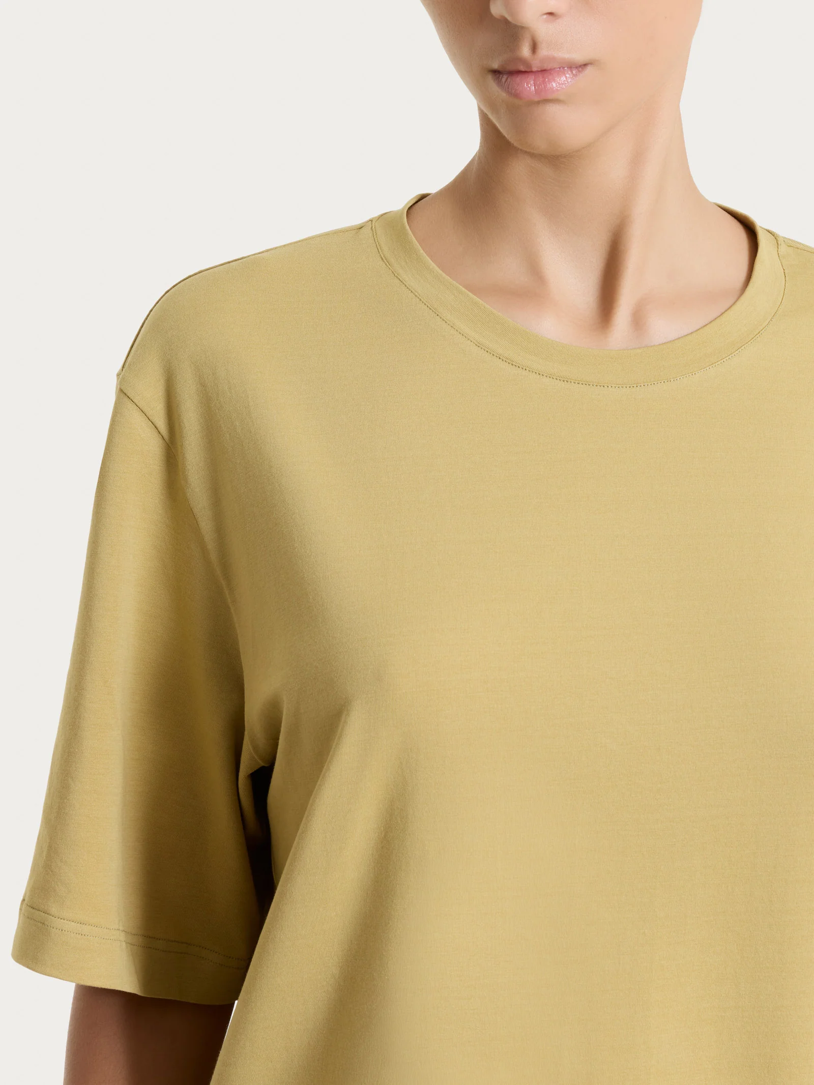 Maglietta boxy tinta unita in Ultralight - Khaki - Image 3